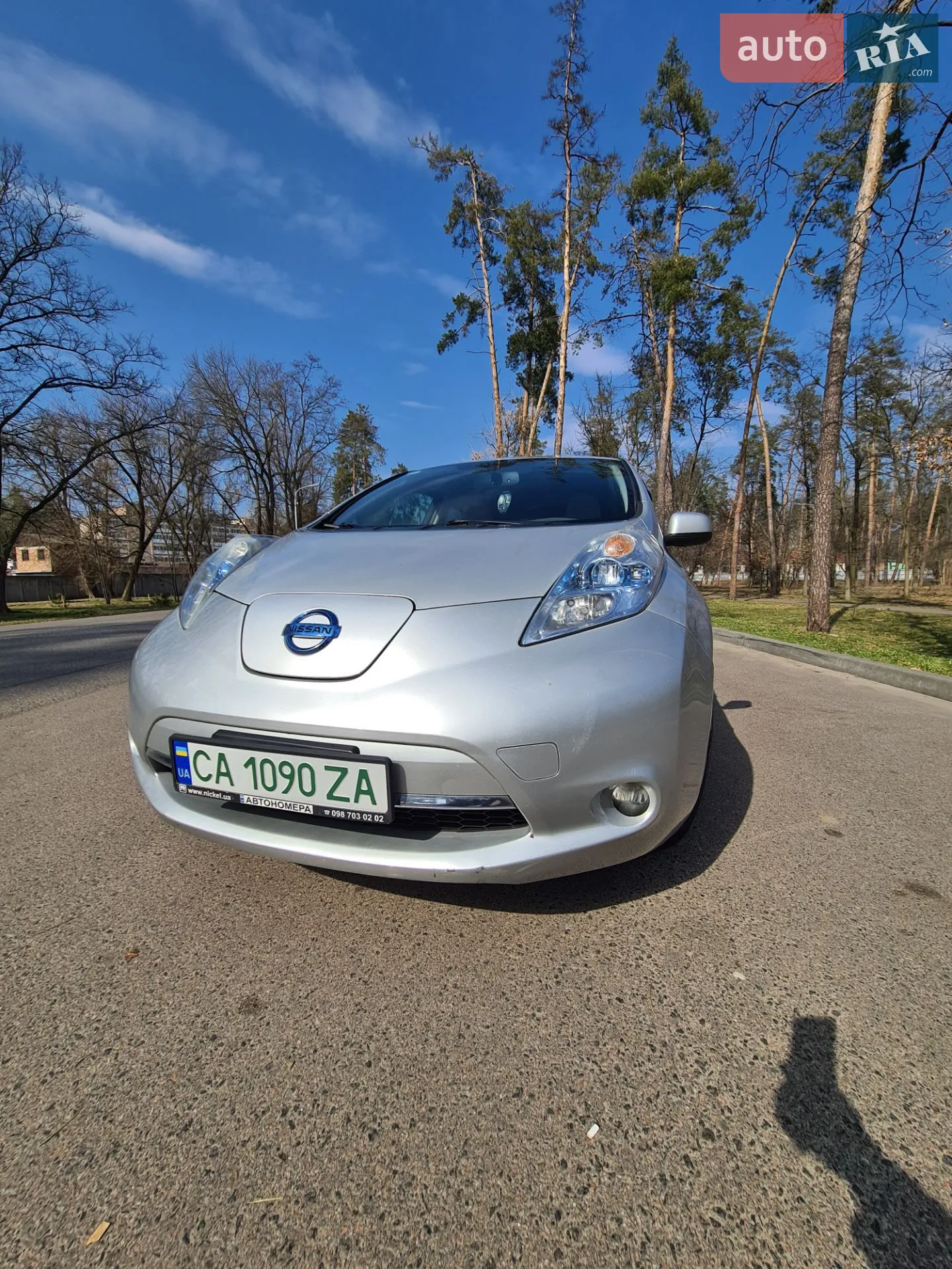 Nissan Leaf, 2011