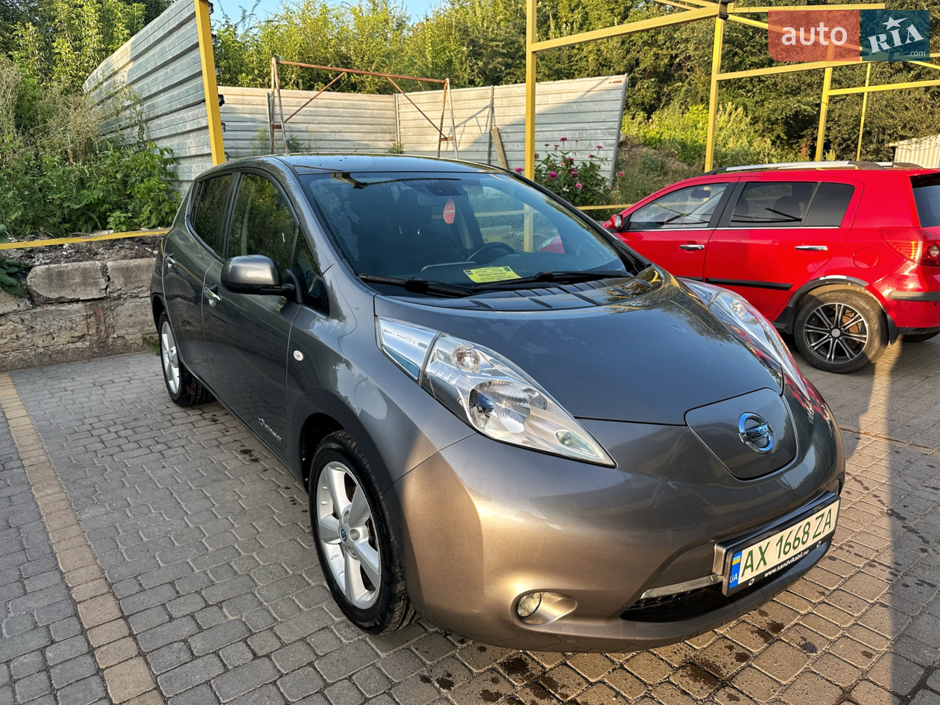 Nissan Leaf, 2013