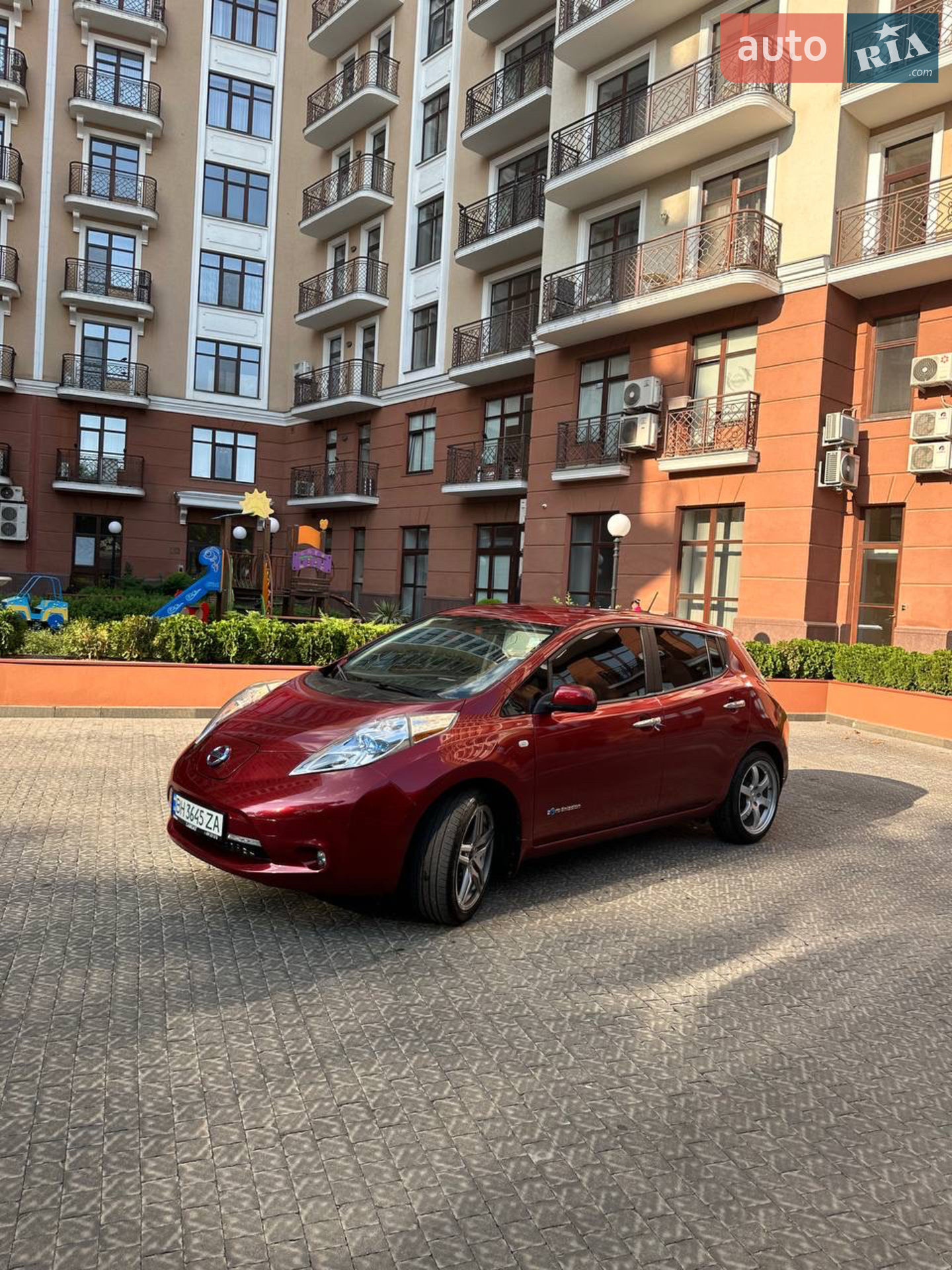 Nissan Leaf, 2015