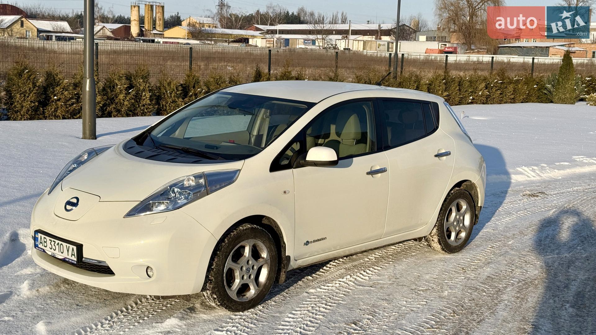 Nissan Leaf, 2012
