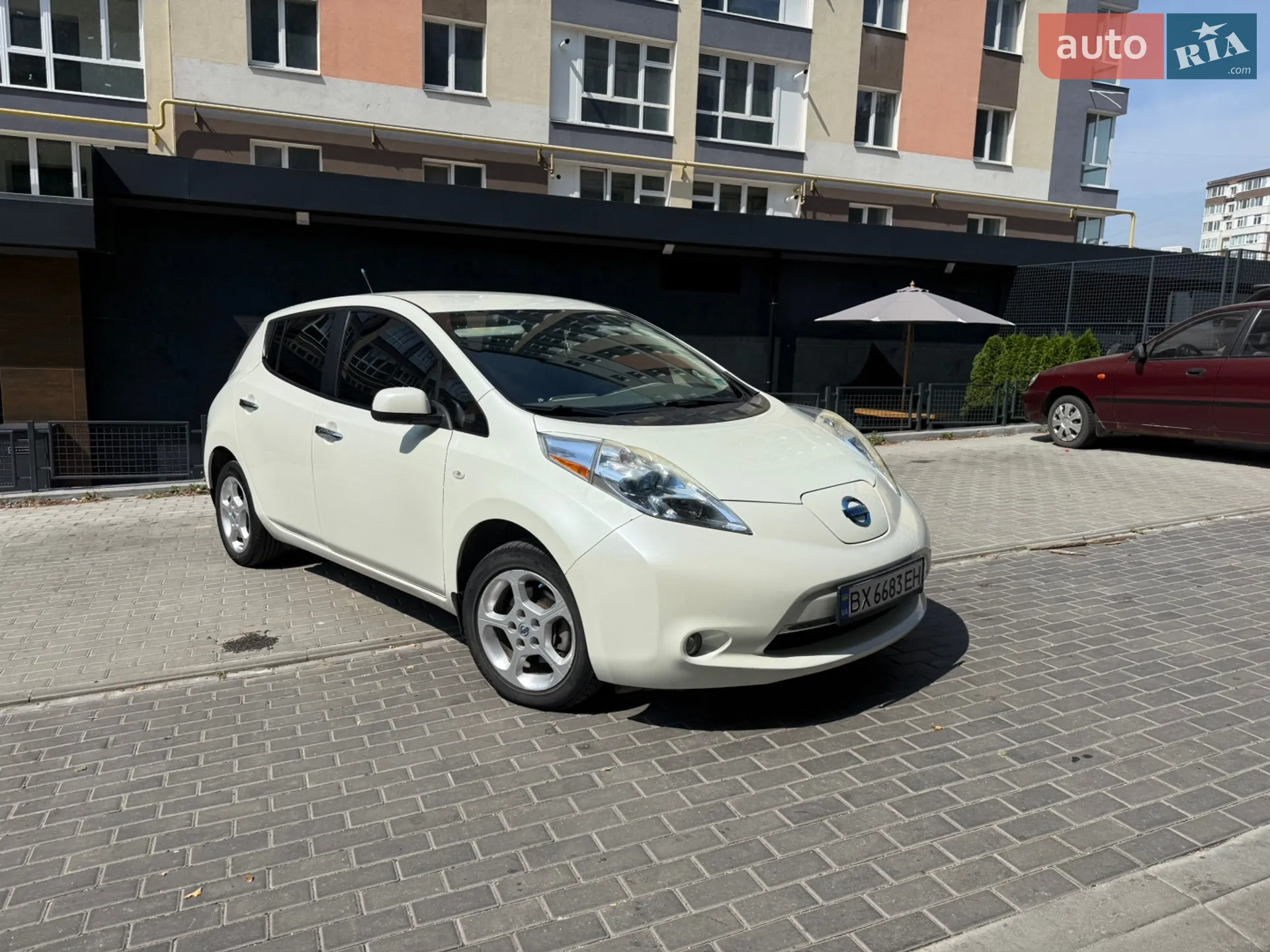 Nissan Leaf, 2012