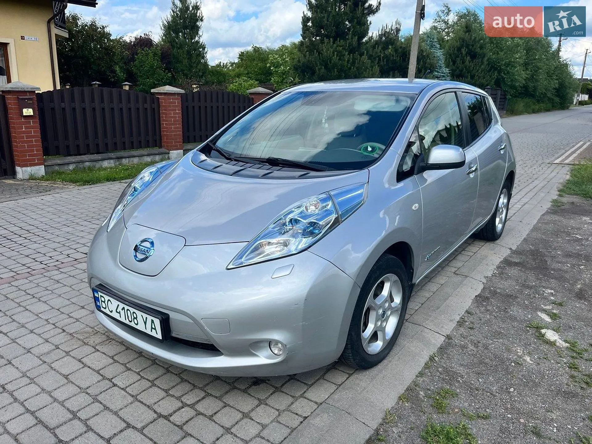 Nissan Leaf, 2012