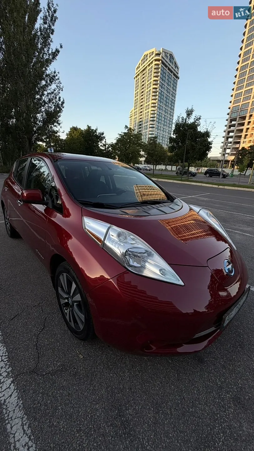 Nissan Leaf, 2015