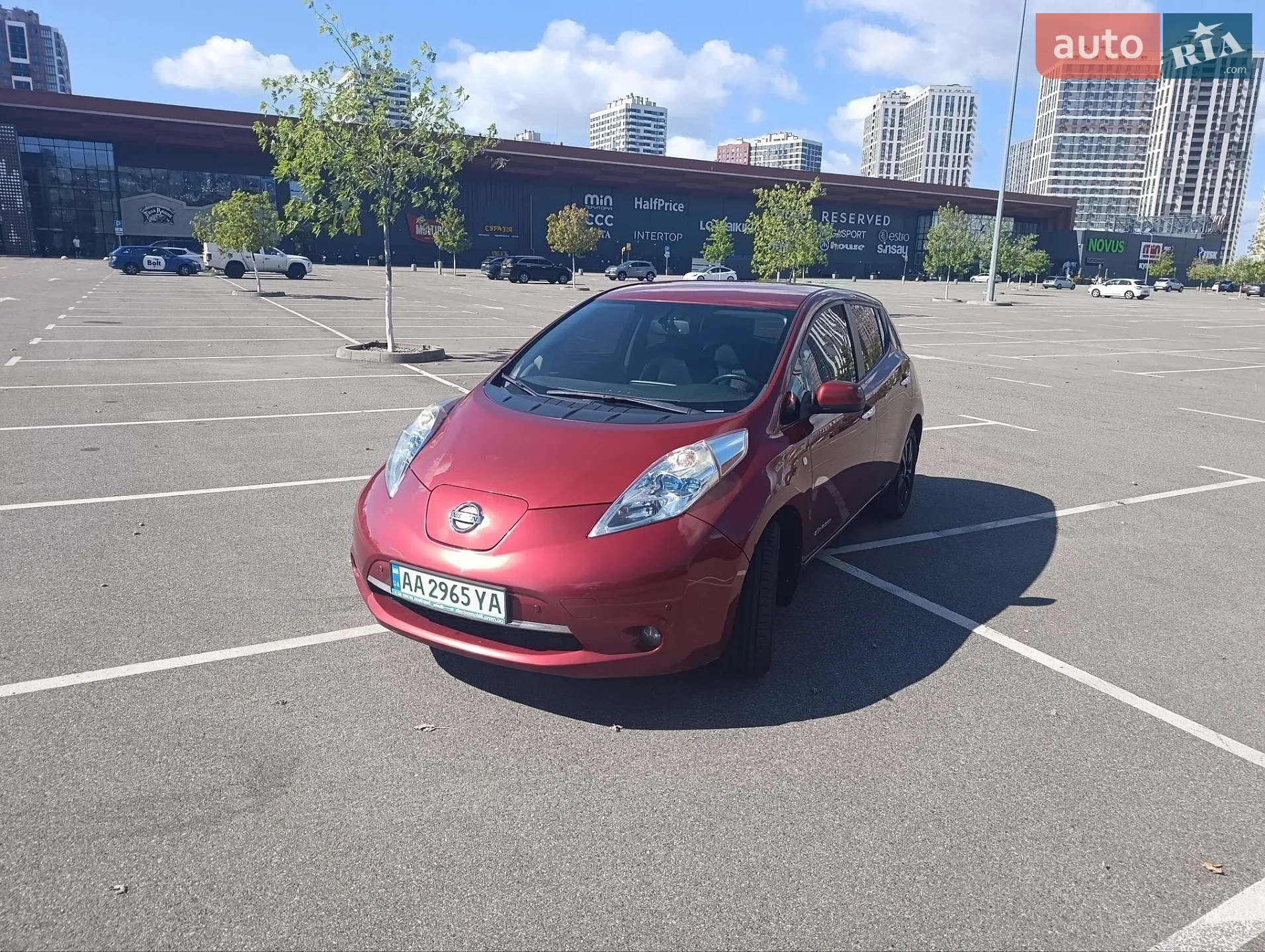 Nissan Leaf, 2015