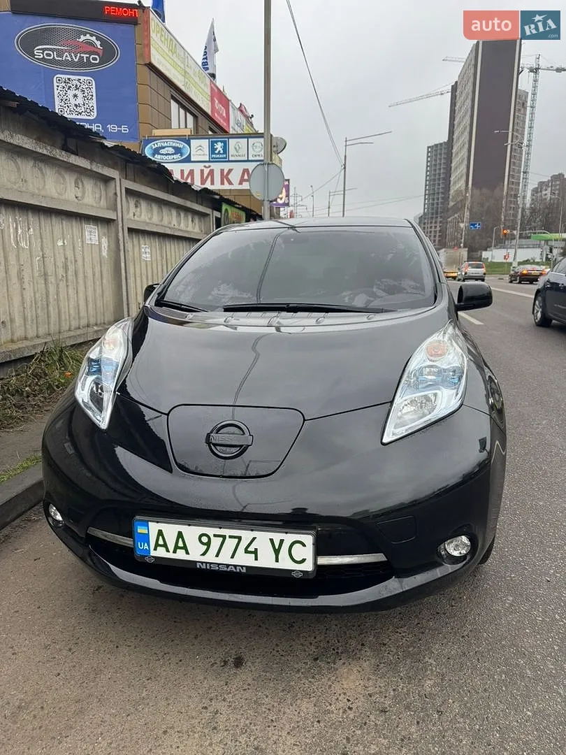 Nissan Leaf, 2012