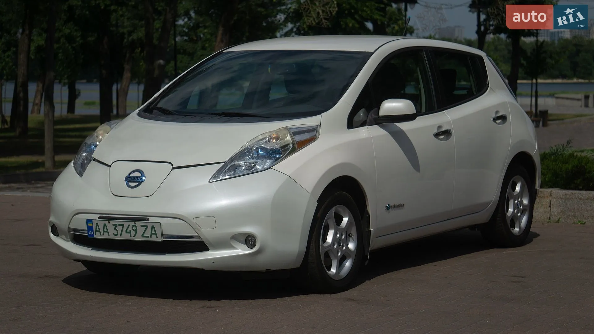 Nissan Leaf, 2013