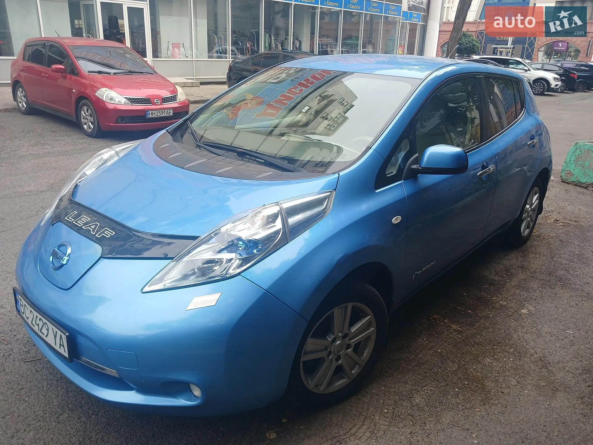 Nissan Leaf, 2012