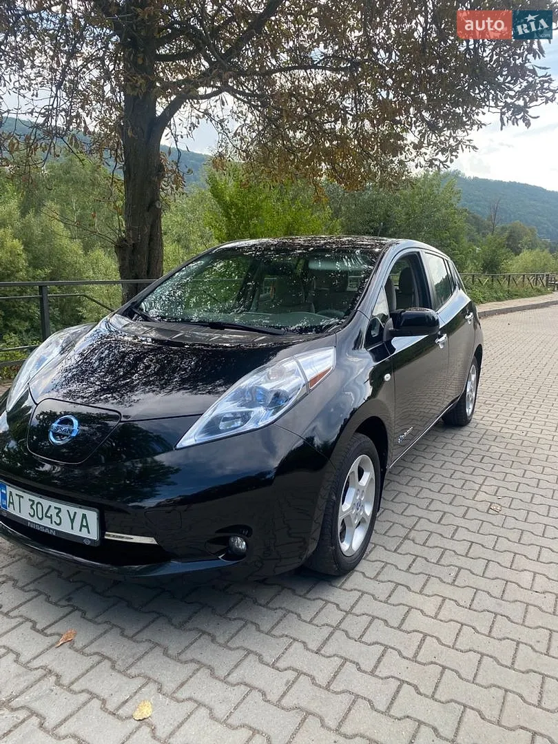 Nissan Leaf, 2012