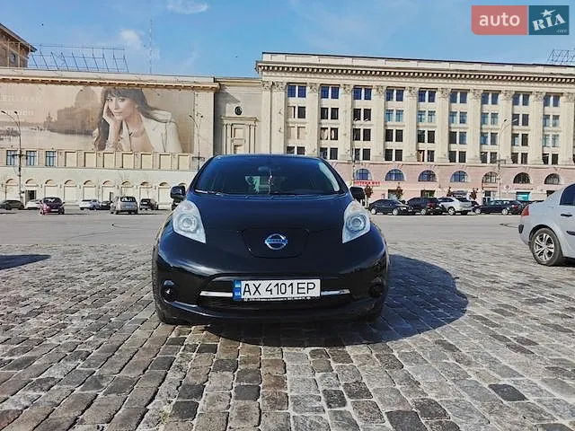 Nissan Leaf, 2015