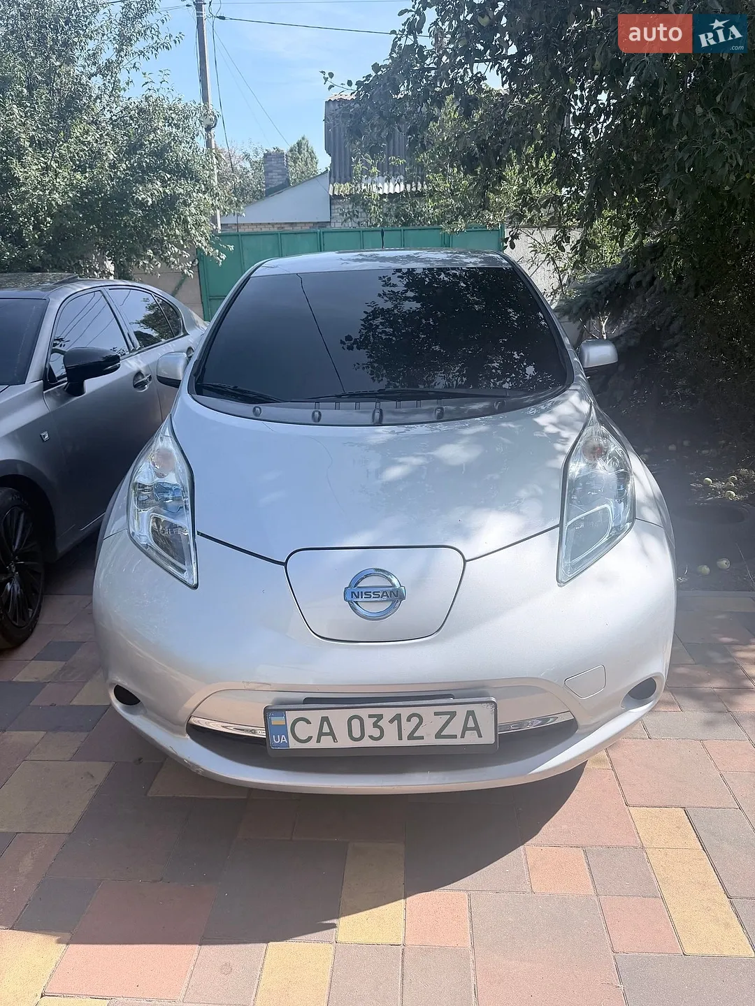 Nissan Leaf, 2012