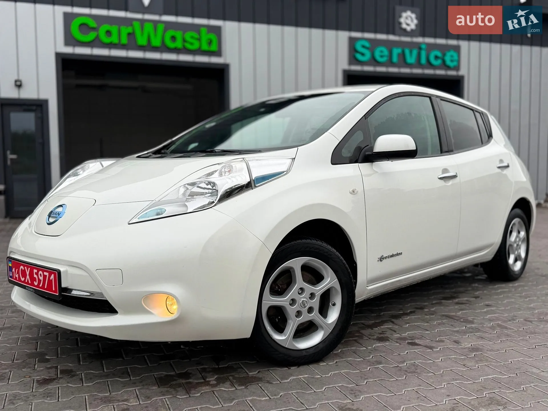 Nissan Leaf, 2014