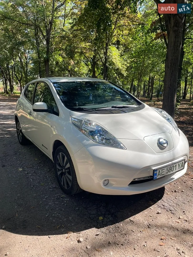 Nissan Leaf, 2014