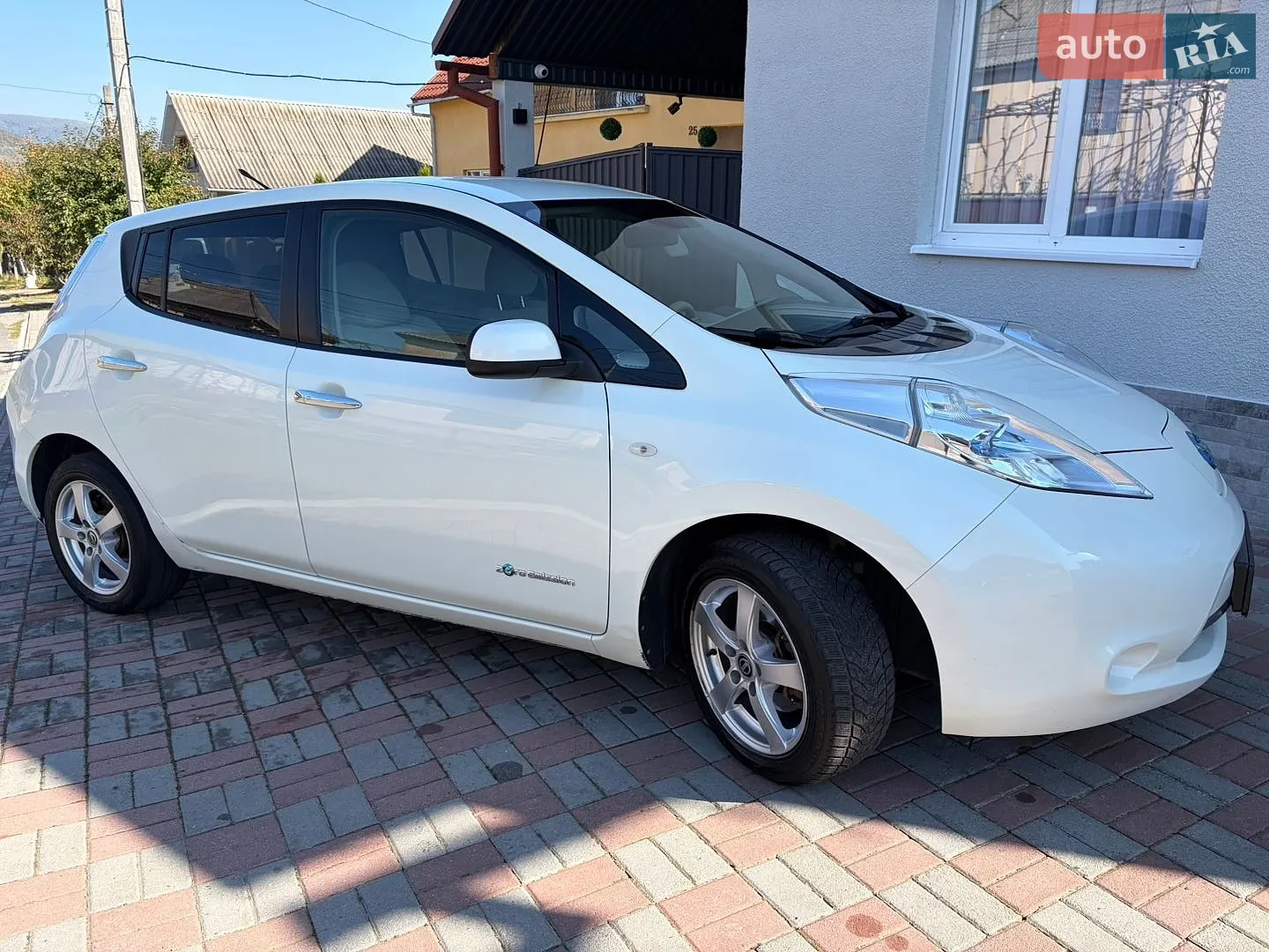 Nissan Leaf, 2012