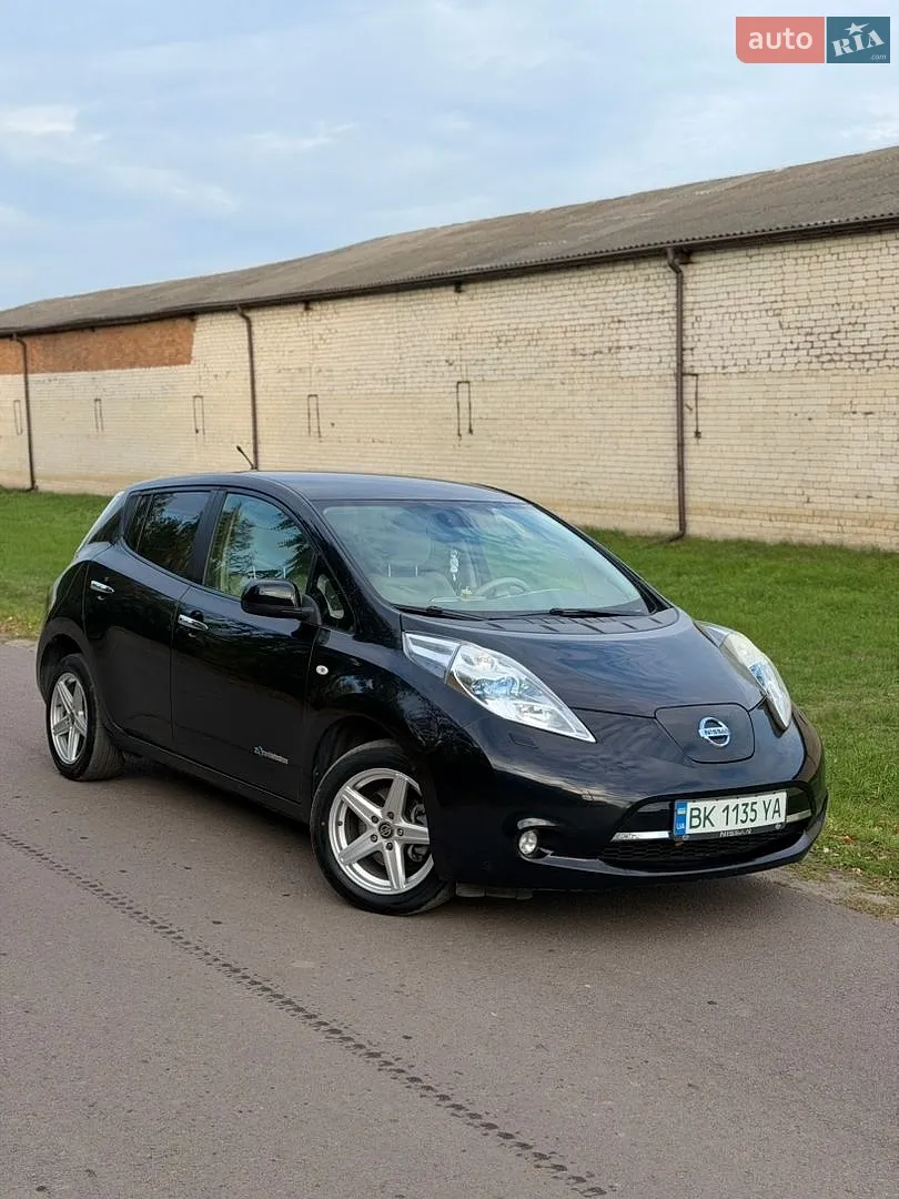 Nissan Leaf, 2012