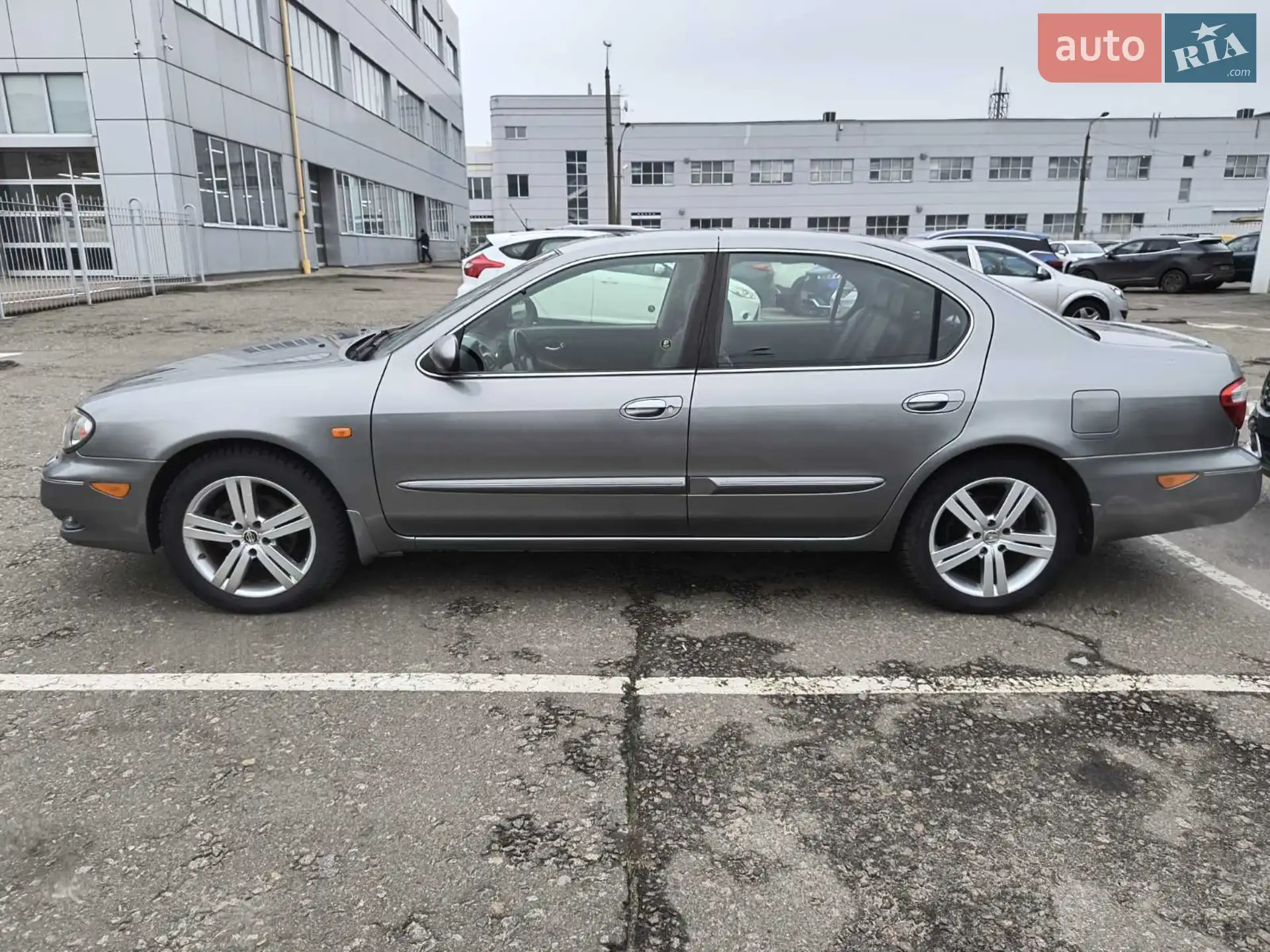 Nissan Maxima, 2004