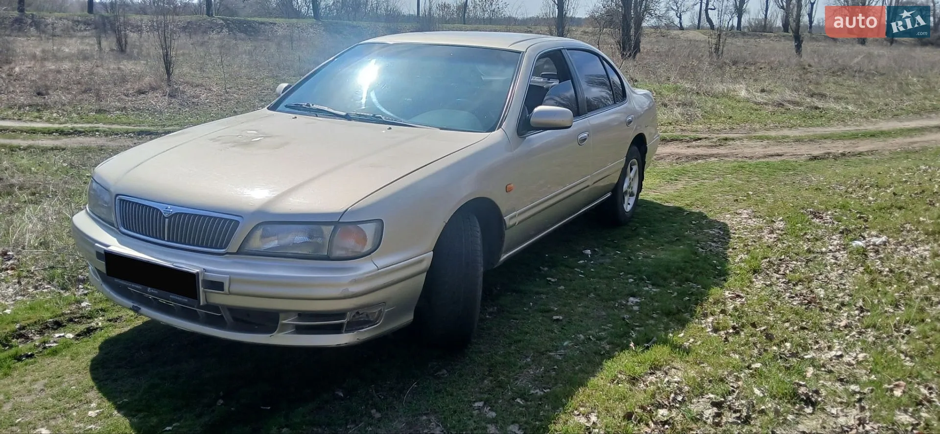 Nissan Maxima, 1997