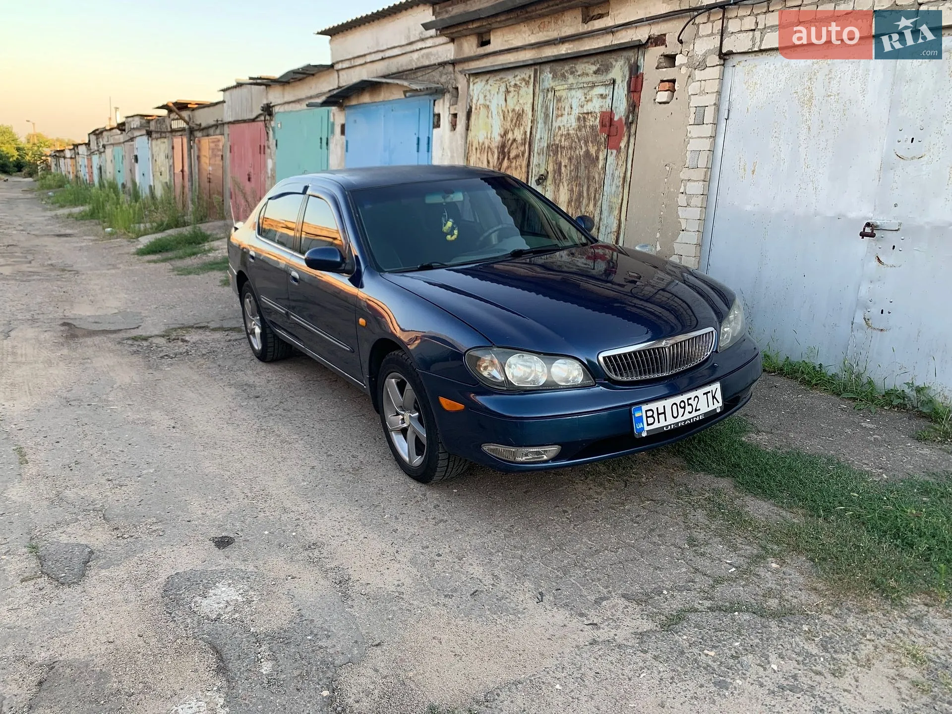 Nissan Maxima, 2000