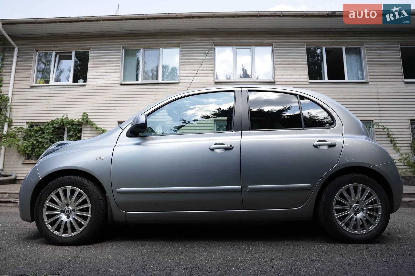 Nissan Micra, 2010