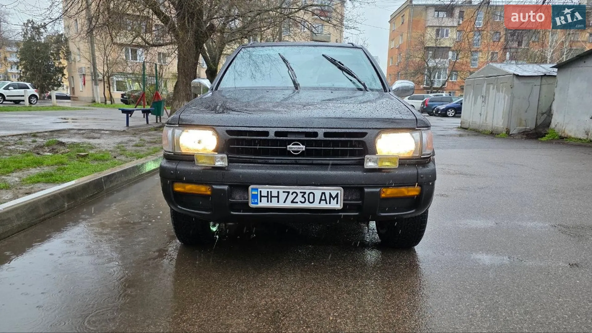 Nissan Pathfinder, 2000