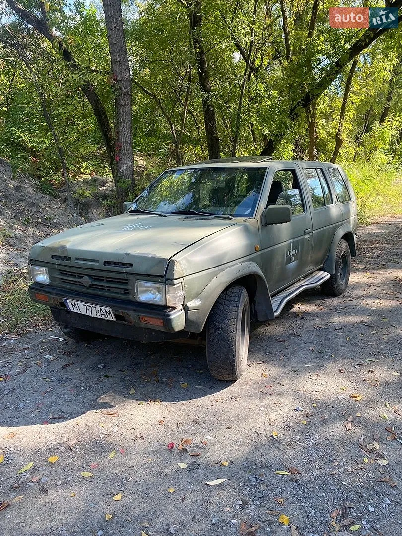Nissan Pathfinder, 1995