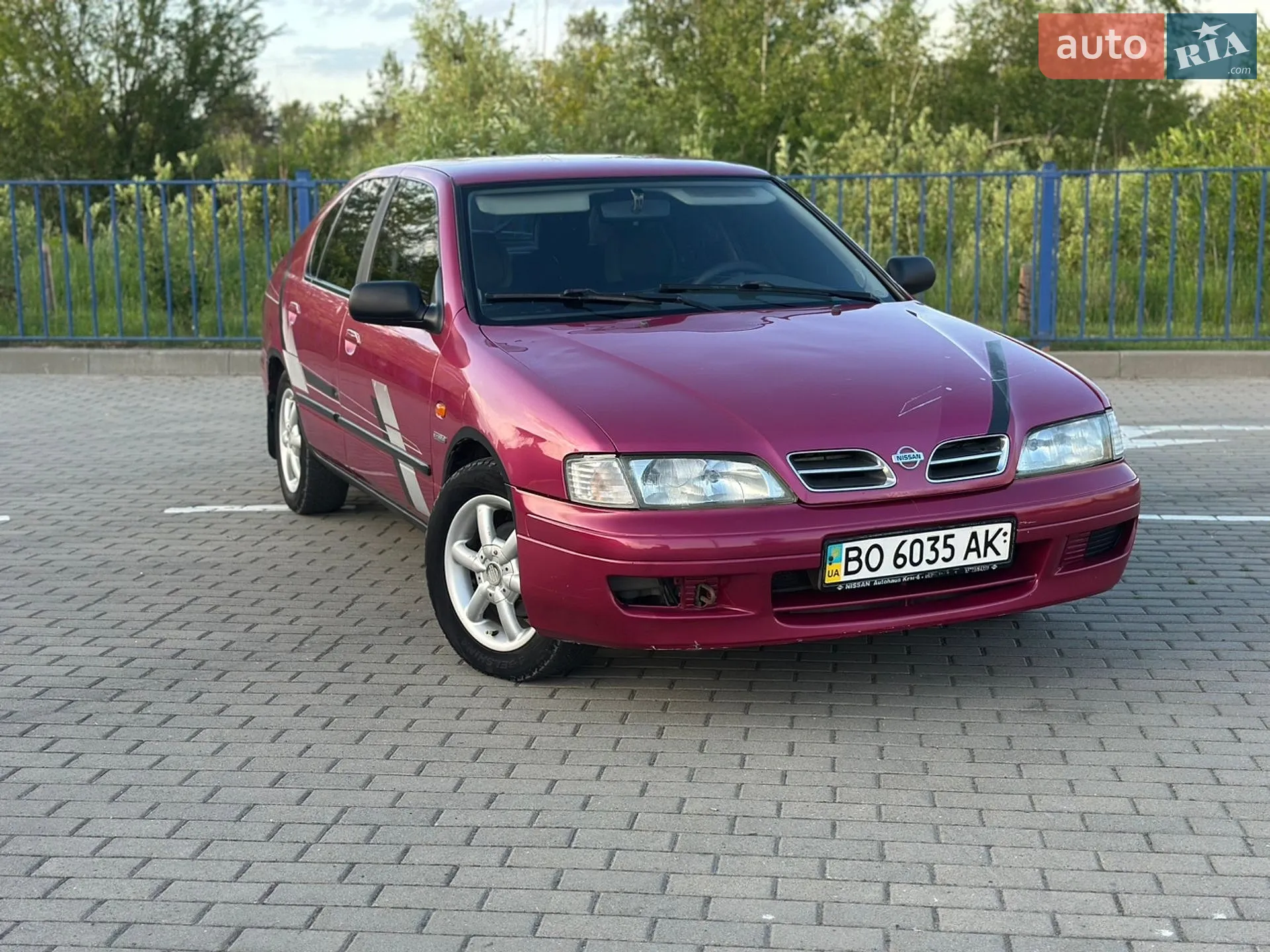 Nissan Primera, 1998