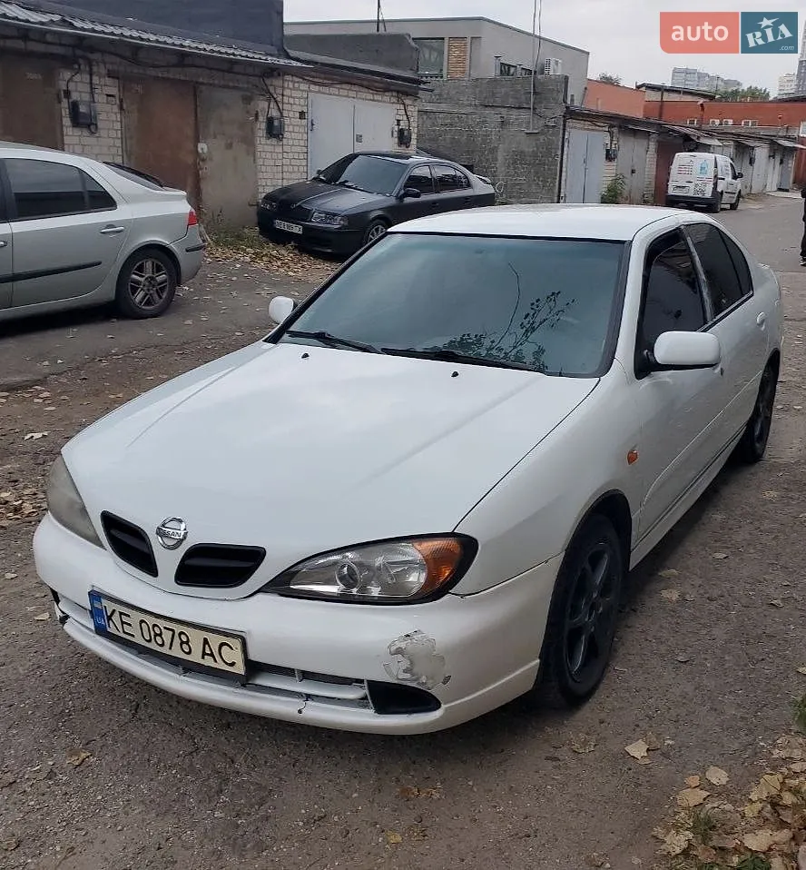 Nissan Primera, 2001