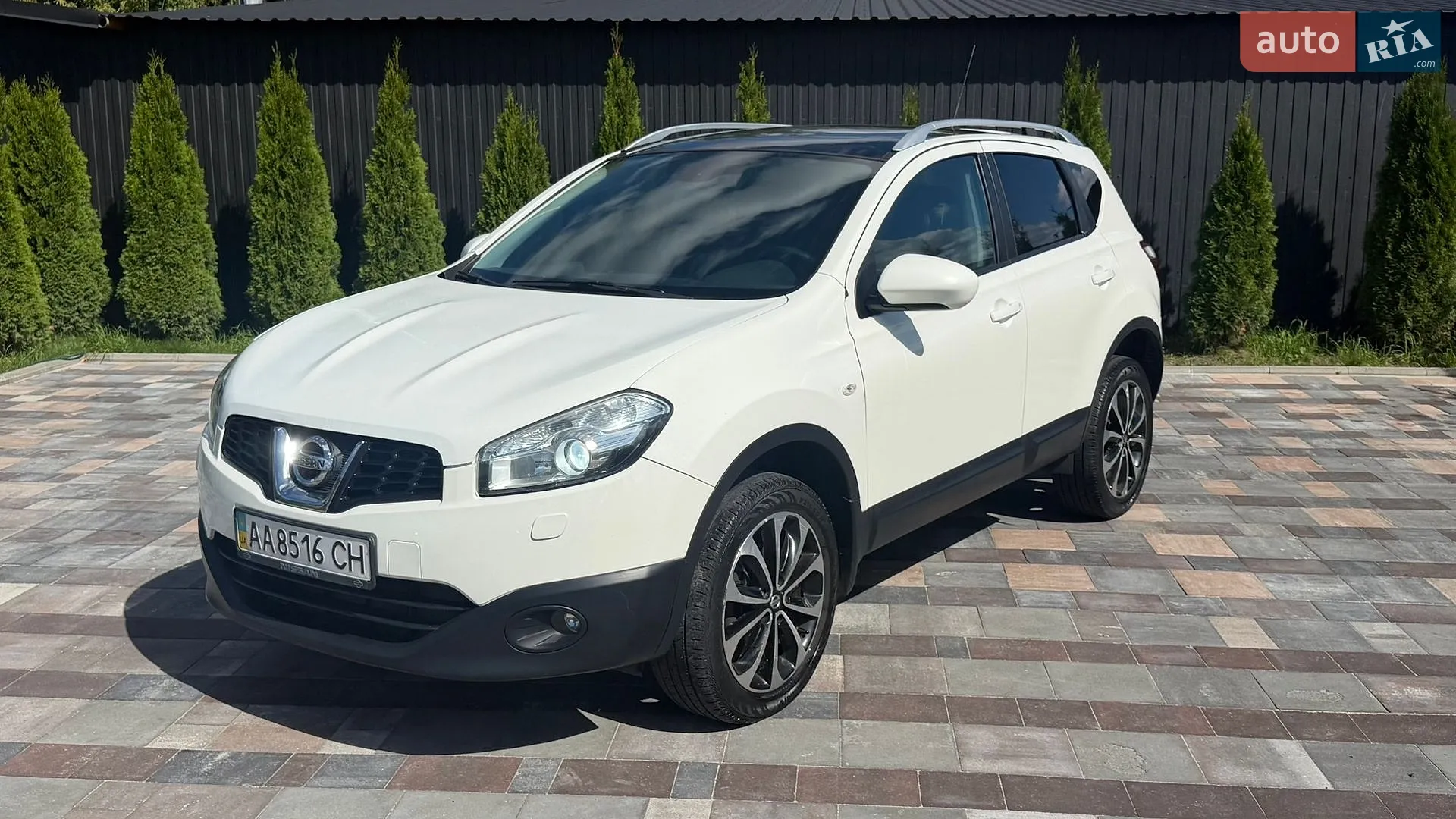 Nissan Qashqai 2011 — 1