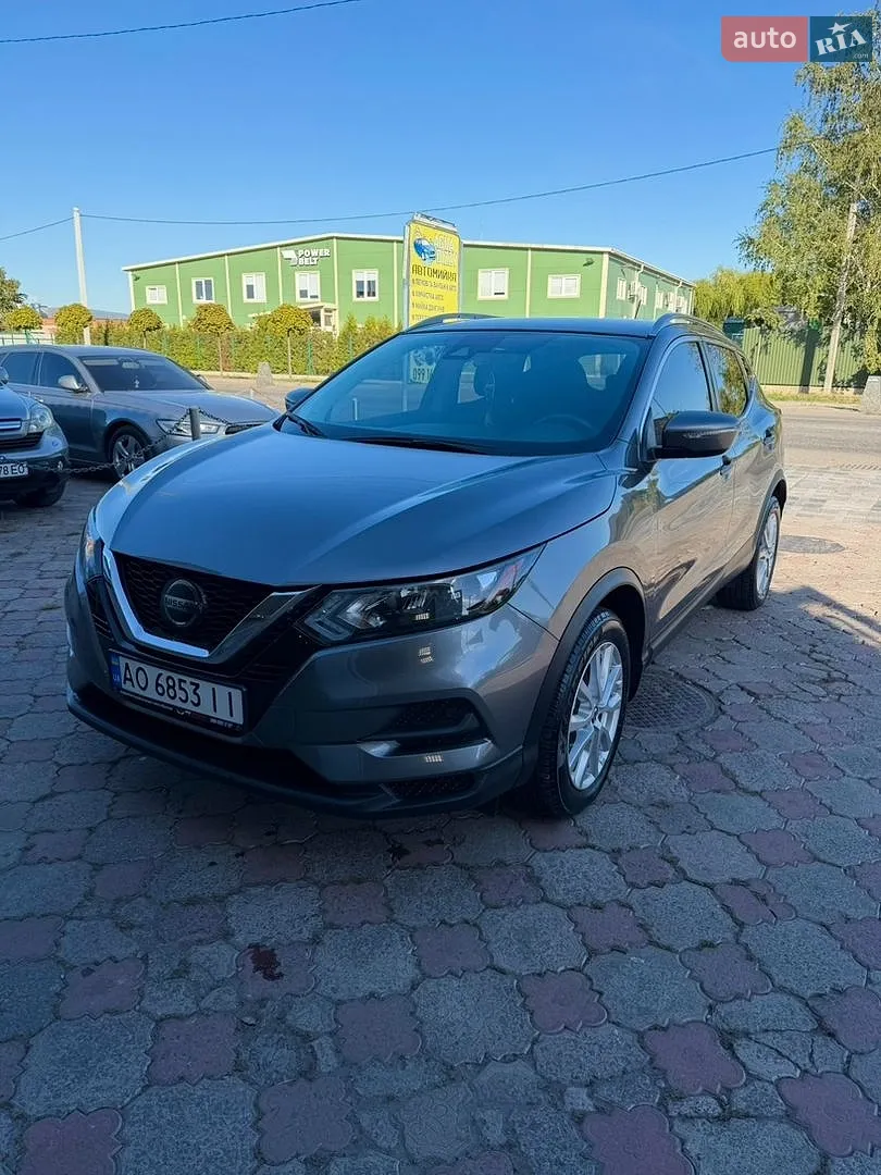 Nissan Rogue Sport, 2020