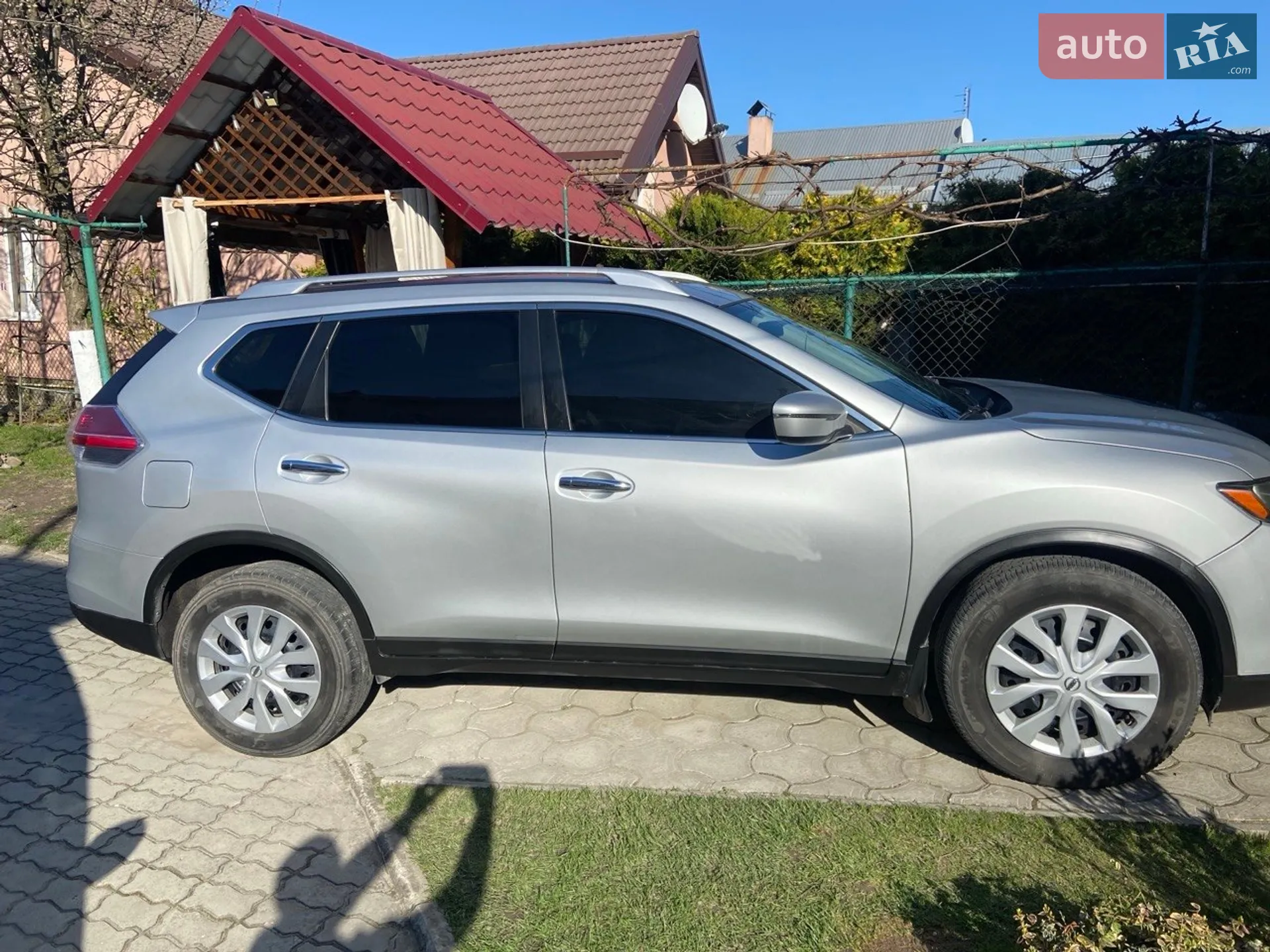Nissan Rogue, 2016