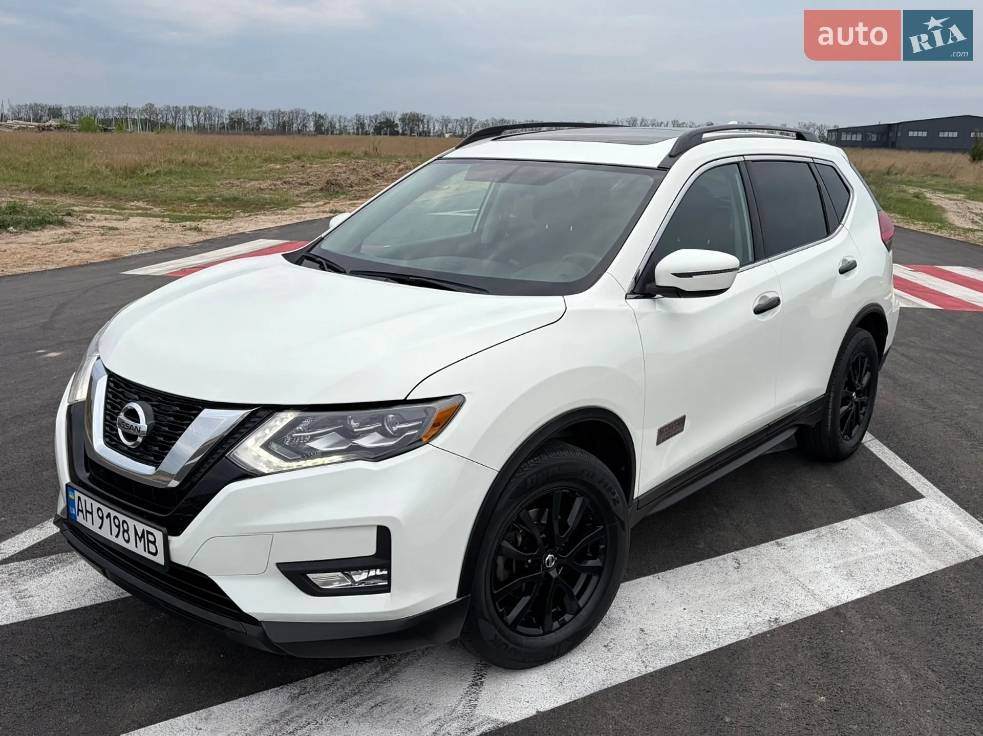 Nissan Rogue, 2016