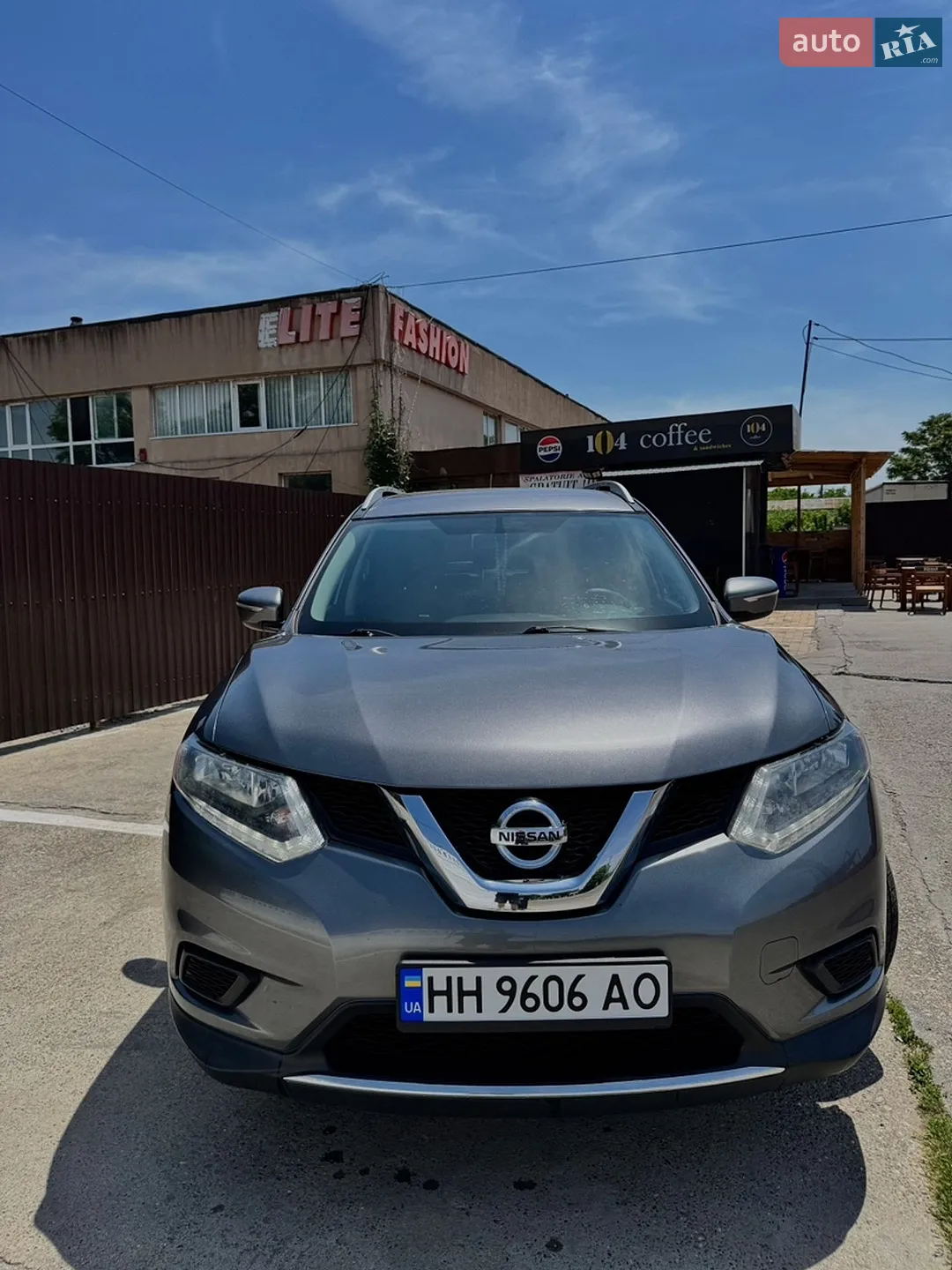Nissan Rogue, 2015