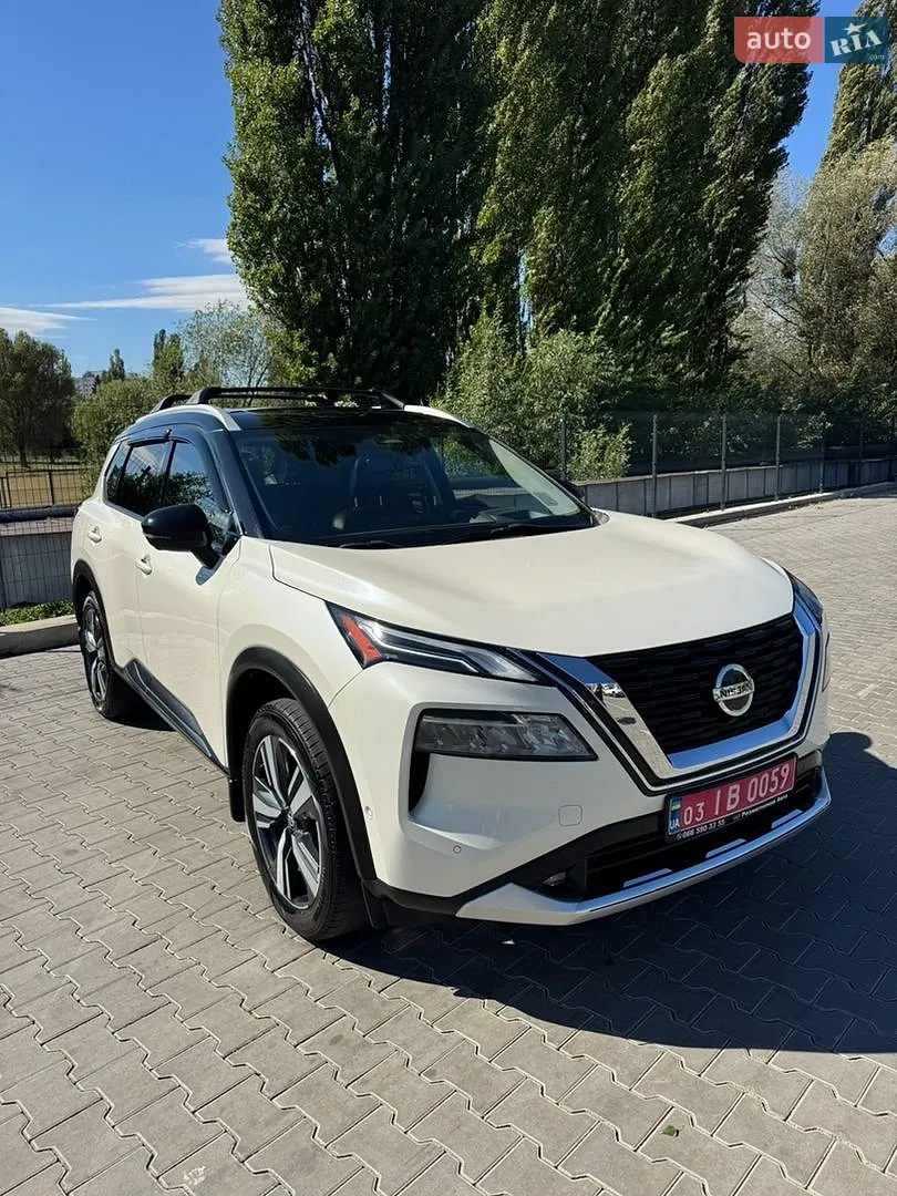 Nissan Rogue, 2020