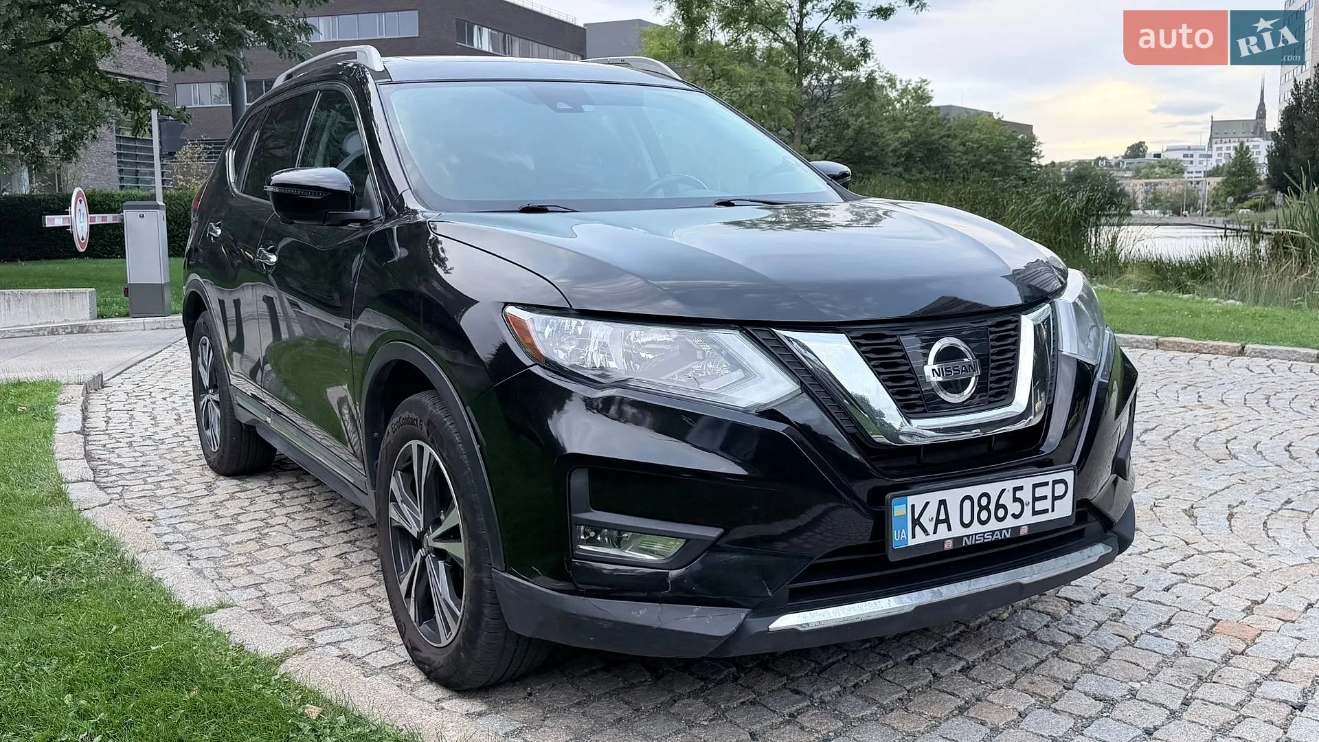 Nissan Rogue, 2016