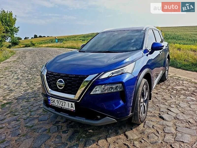 Nissan Rogue, 2020