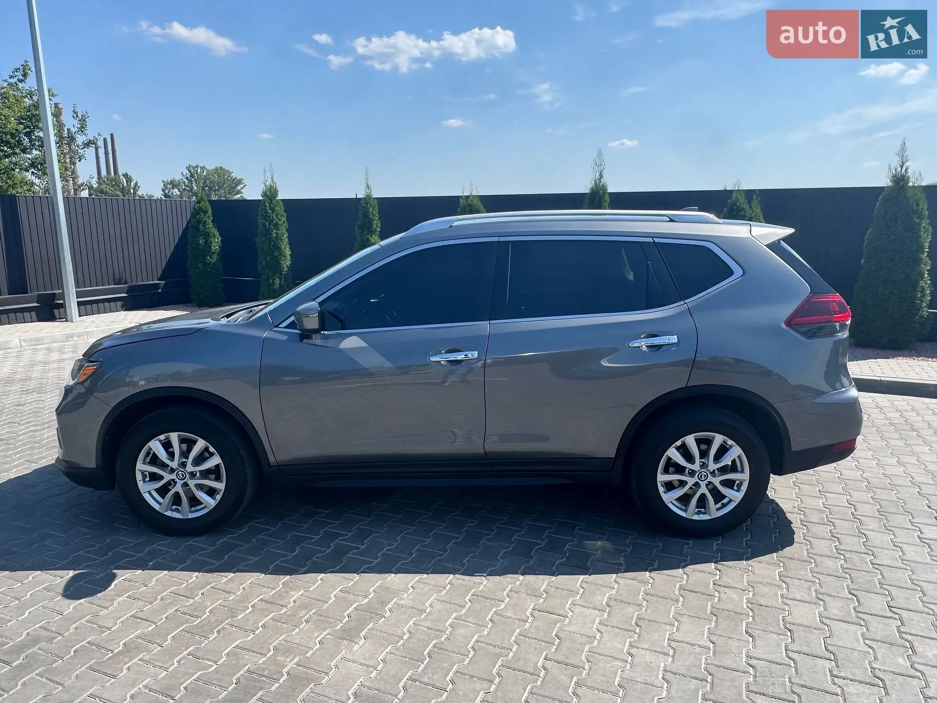 Nissan Rogue, 2017