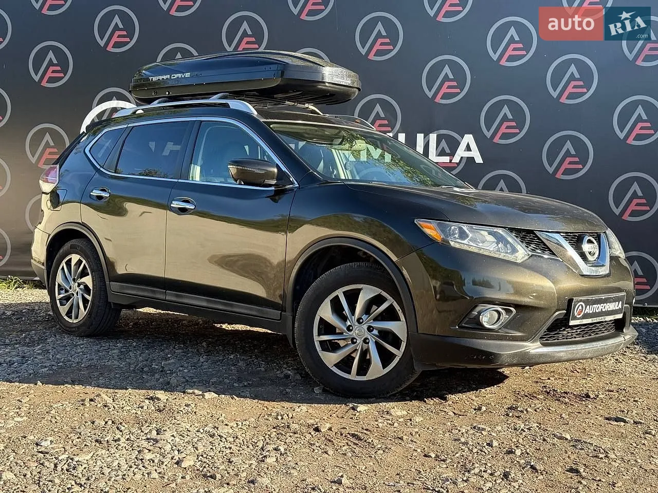 Nissan Rogue, 2014