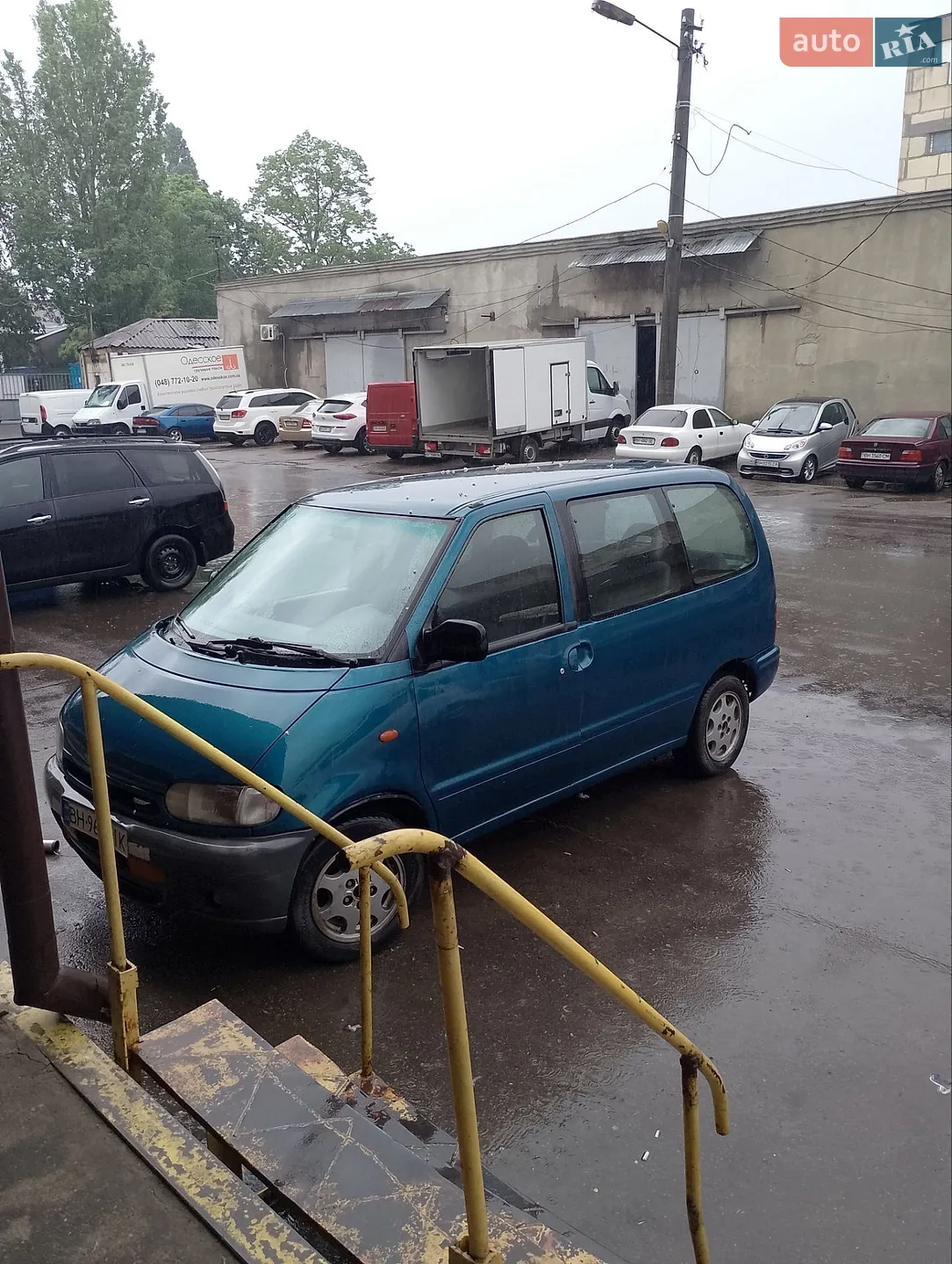 Nissan Serena, 1995