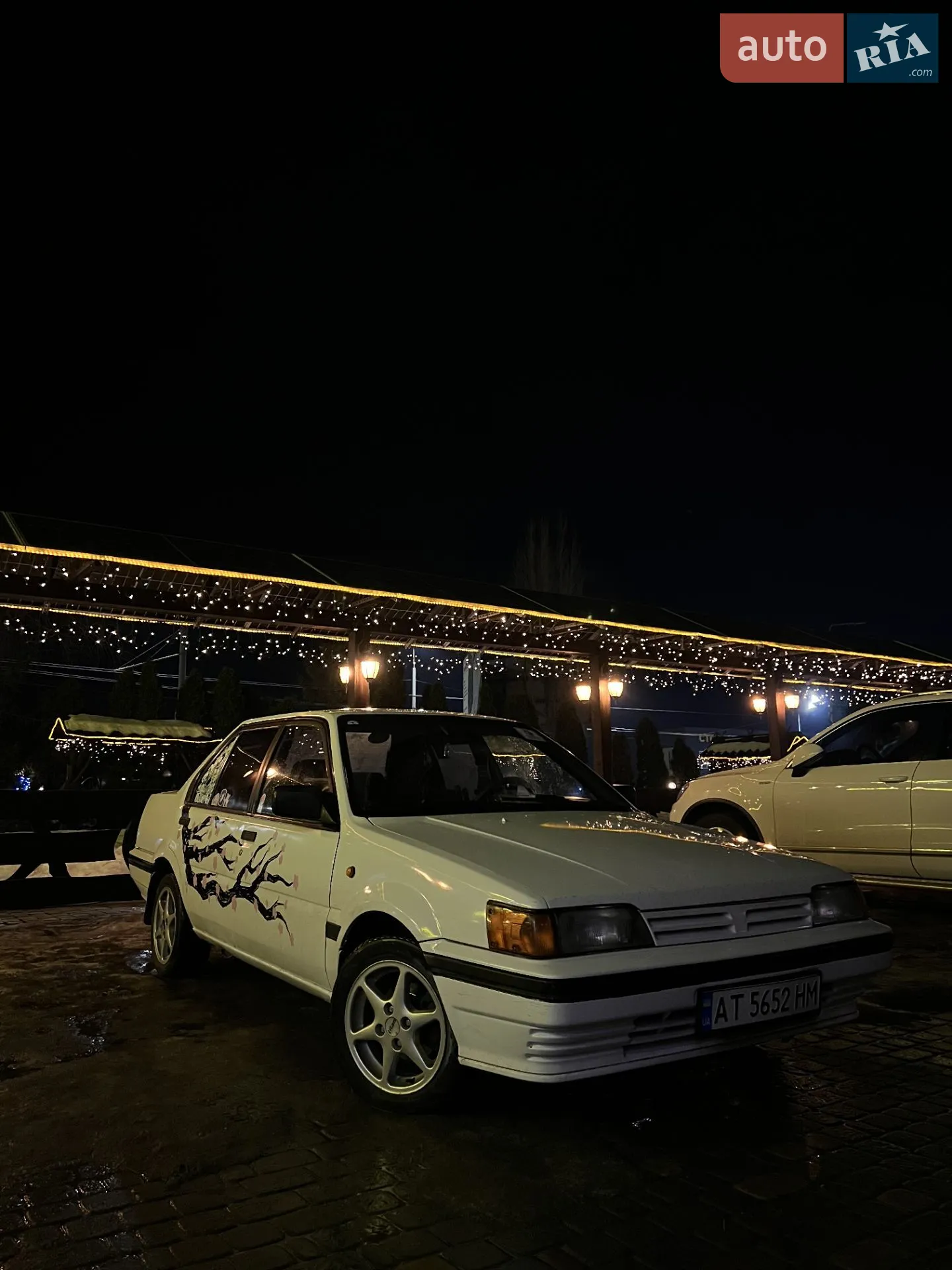 Nissan Sunny, 1988