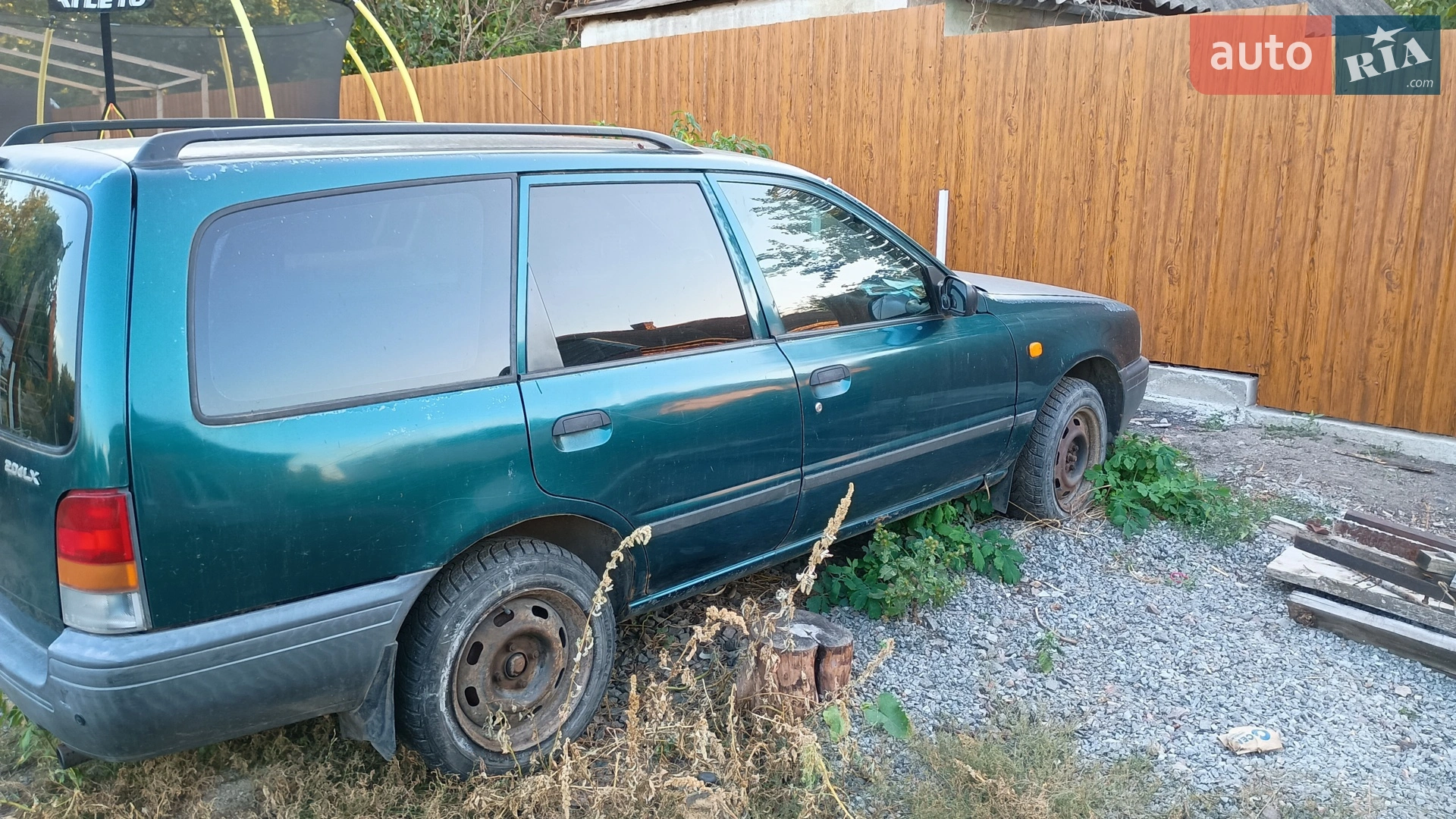 Nissan Sunny, 1996
