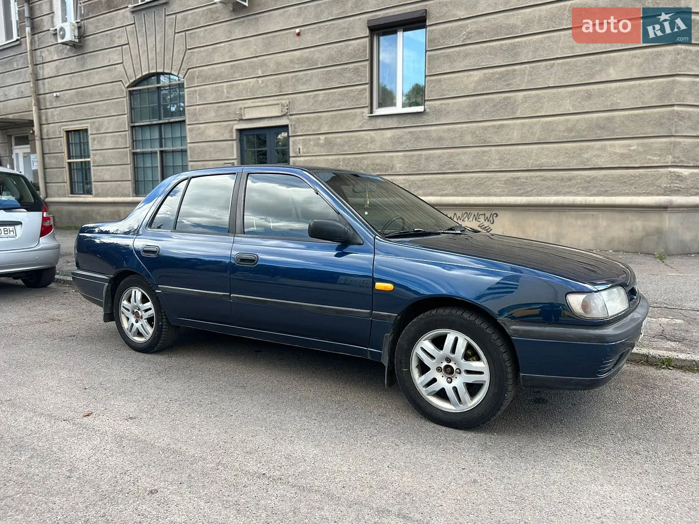 Nissan Sunny, 1993