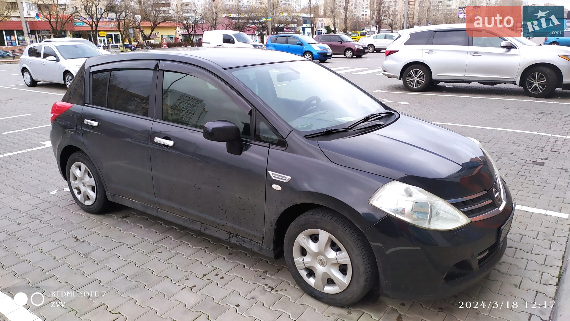 Nissan TIIDA, 2011