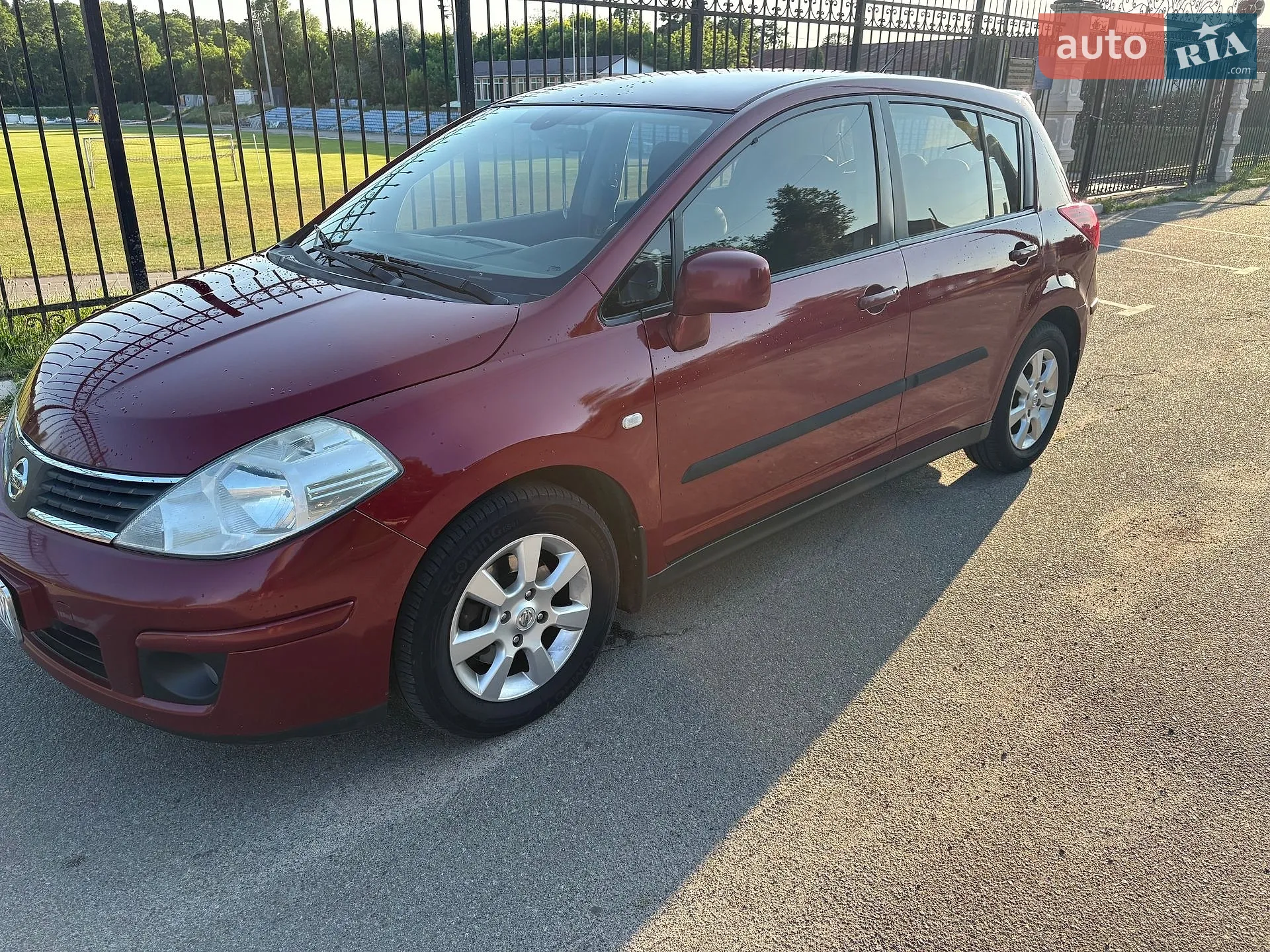 Nissan TIIDA, 2008