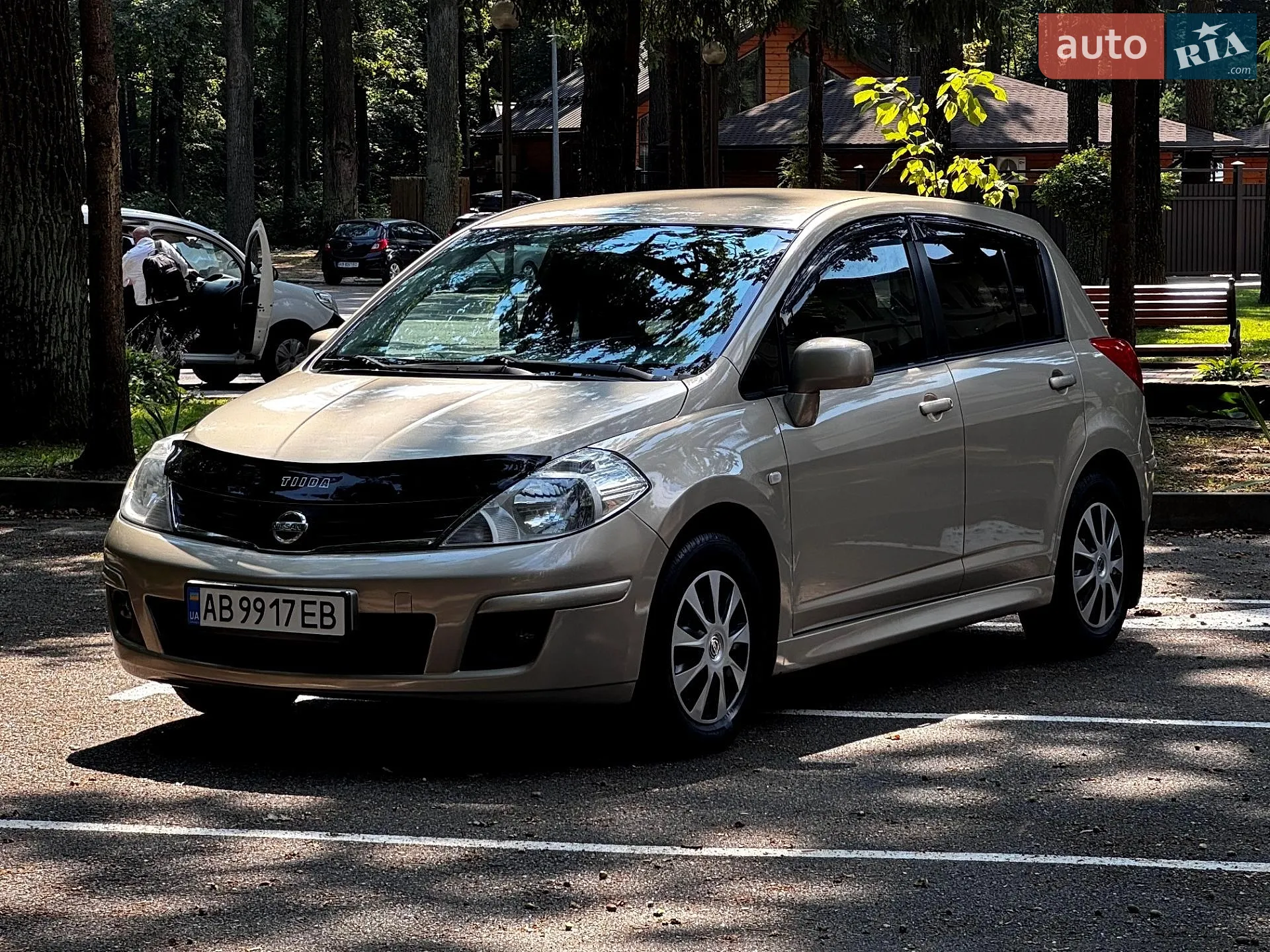 Nissan TIIDA, 2012