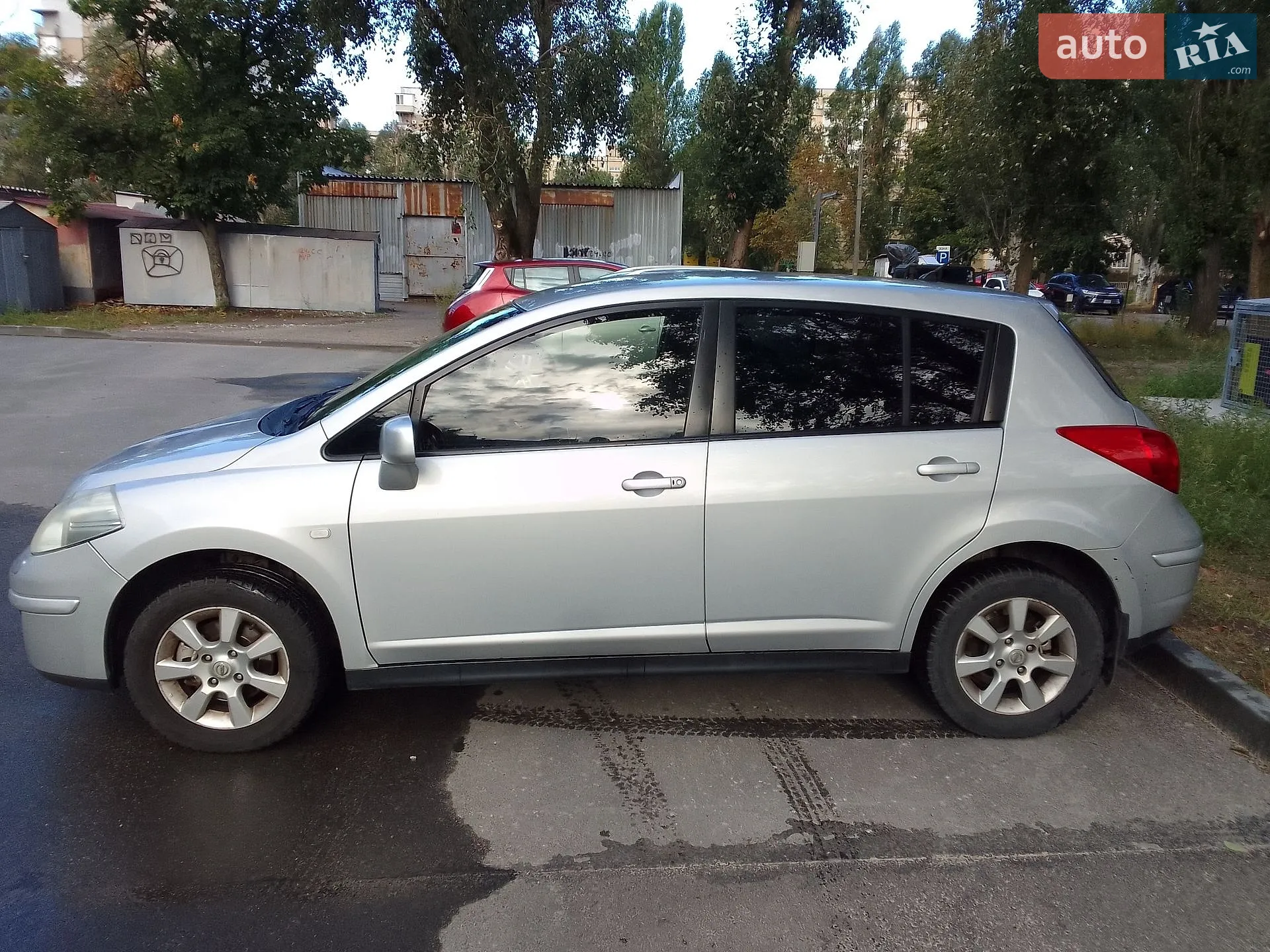 Nissan TIIDA, 2008