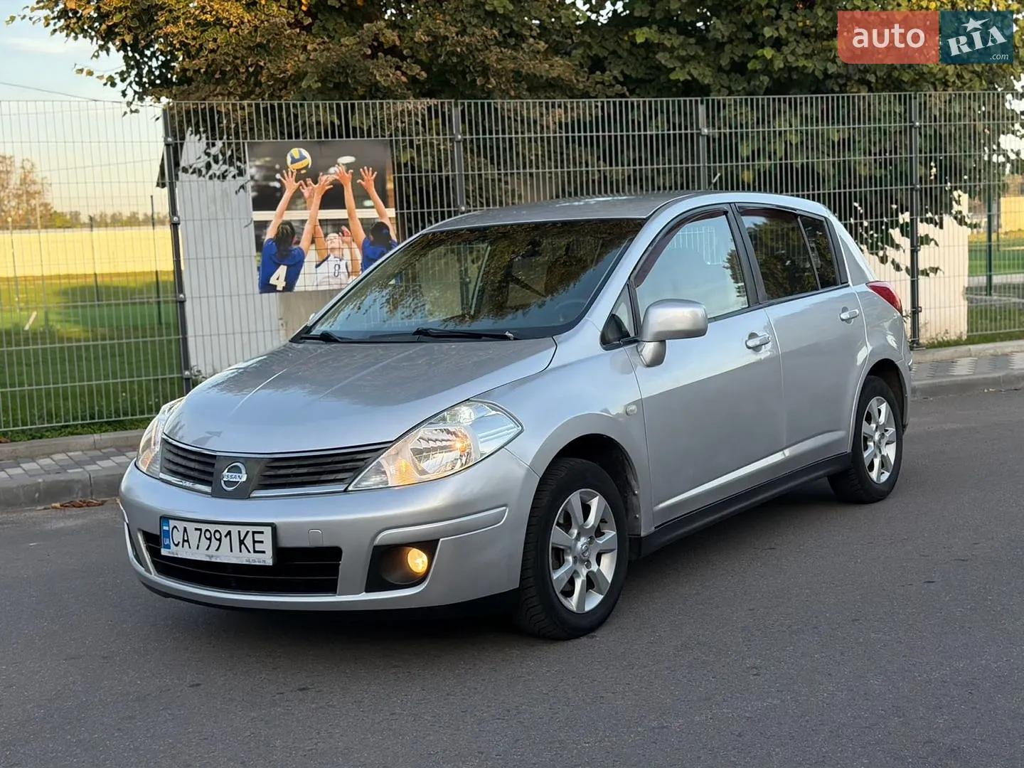 Nissan TIIDA, 2010