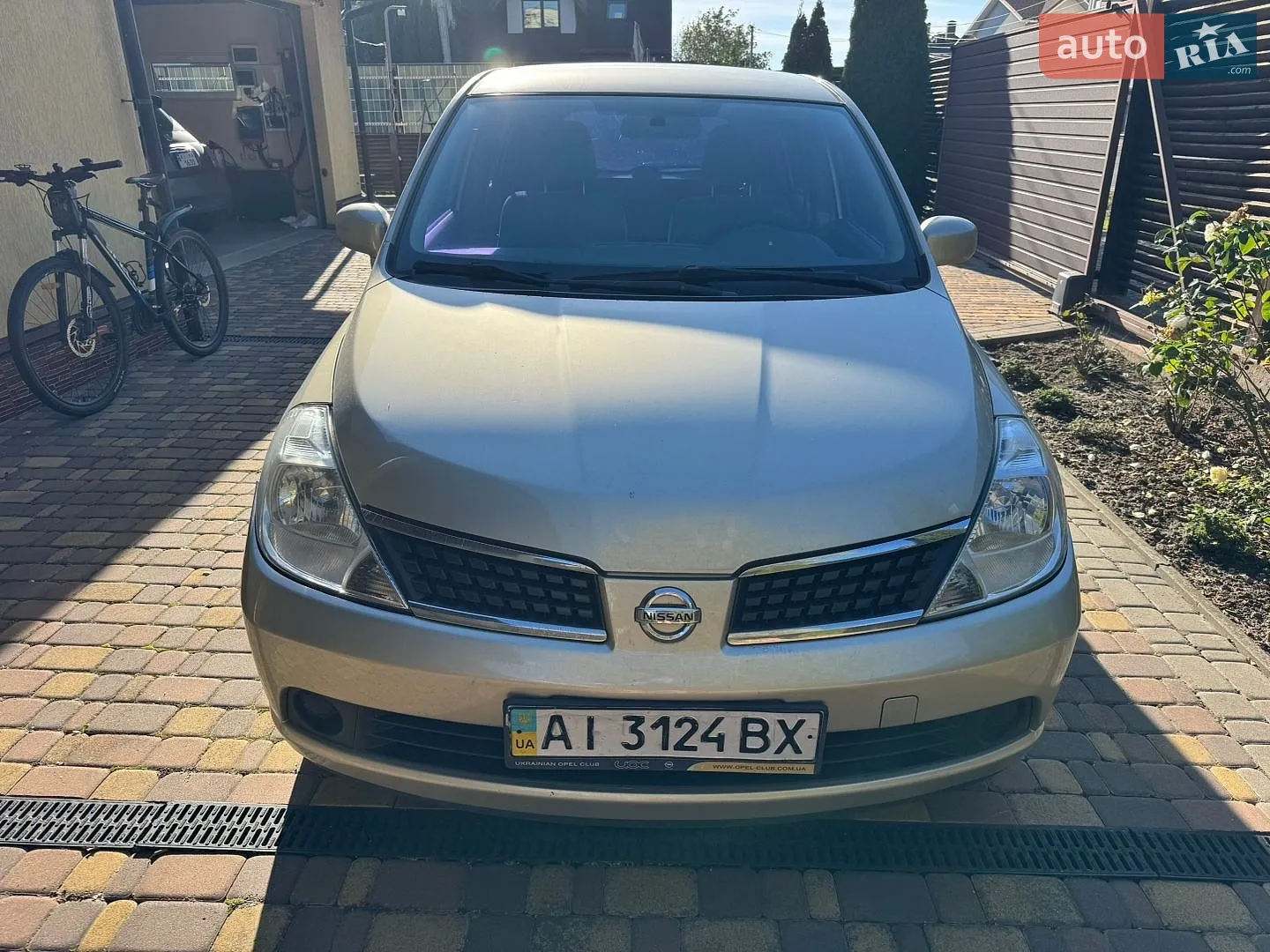 Nissan TIIDA, 2008