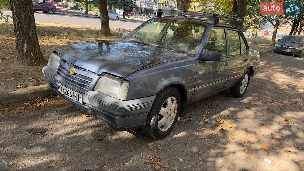 Opel Ascona, 1987