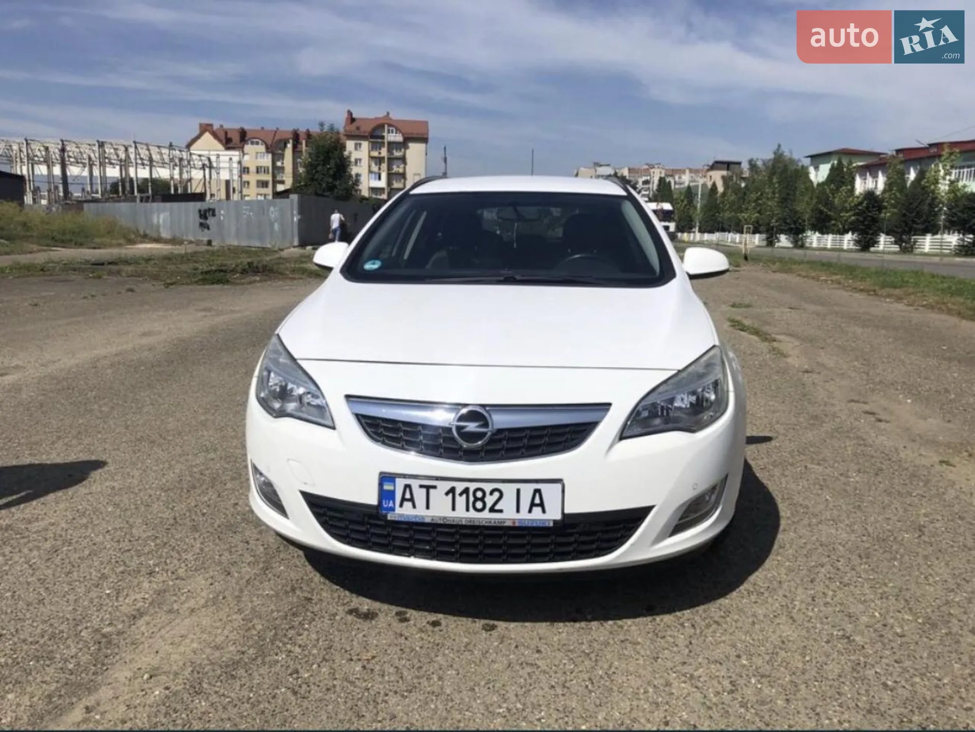 Opel Astra, 2012
