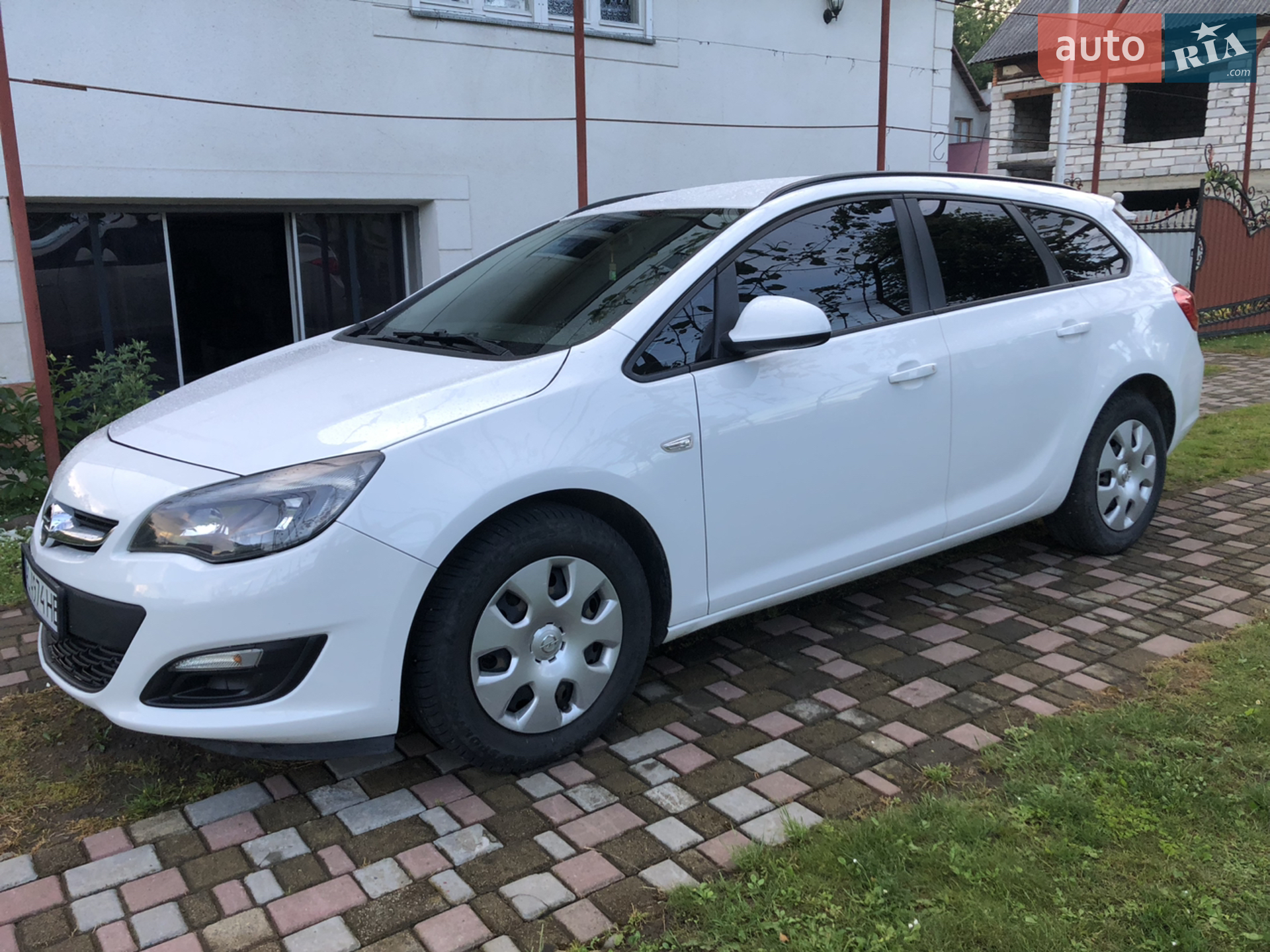 Opel Astra, 2012