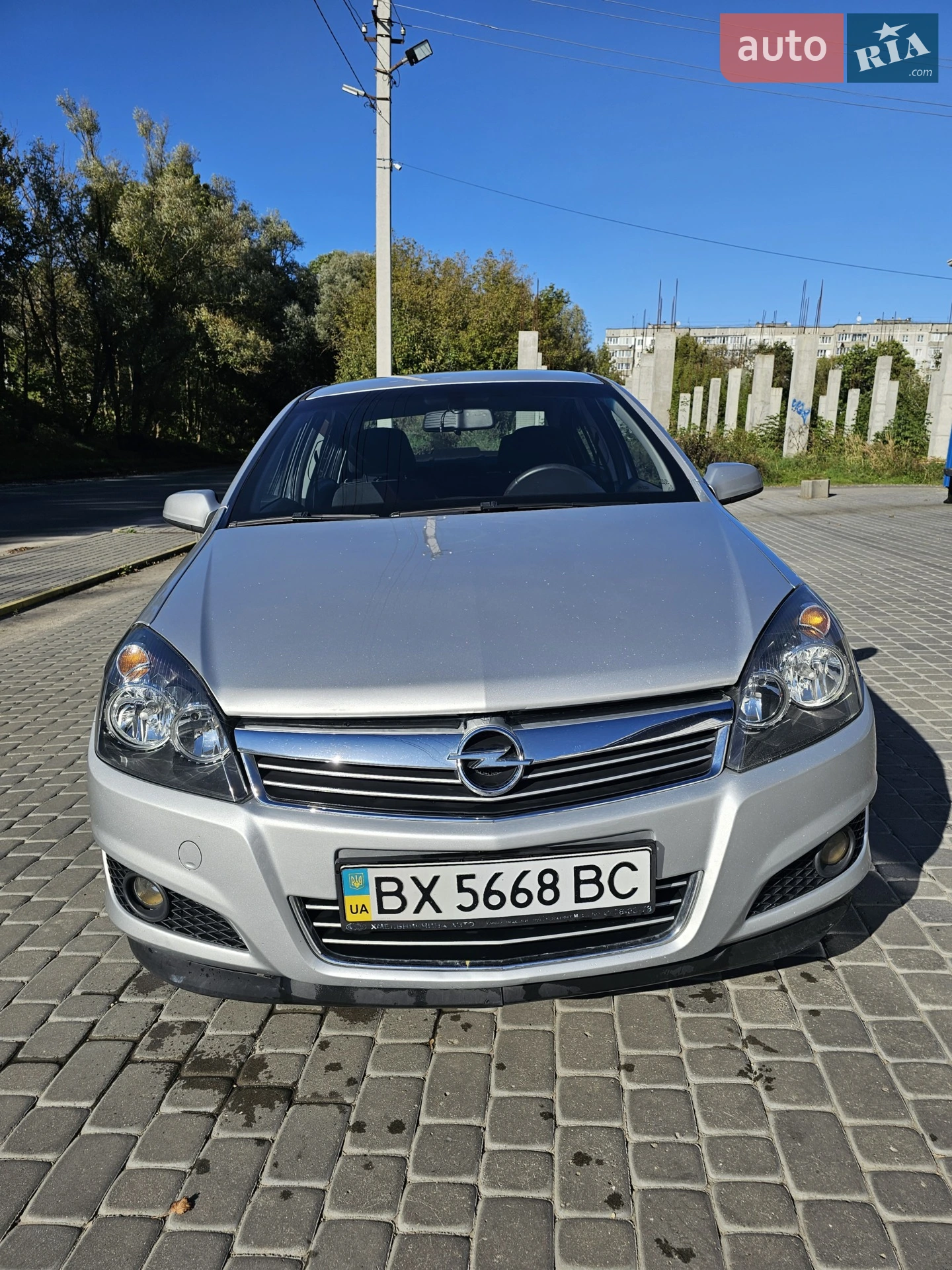 Opel Astra, 2011